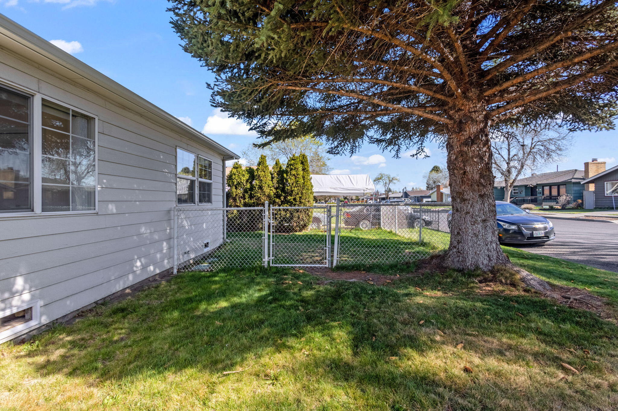 1309 SW Kalama Avenue