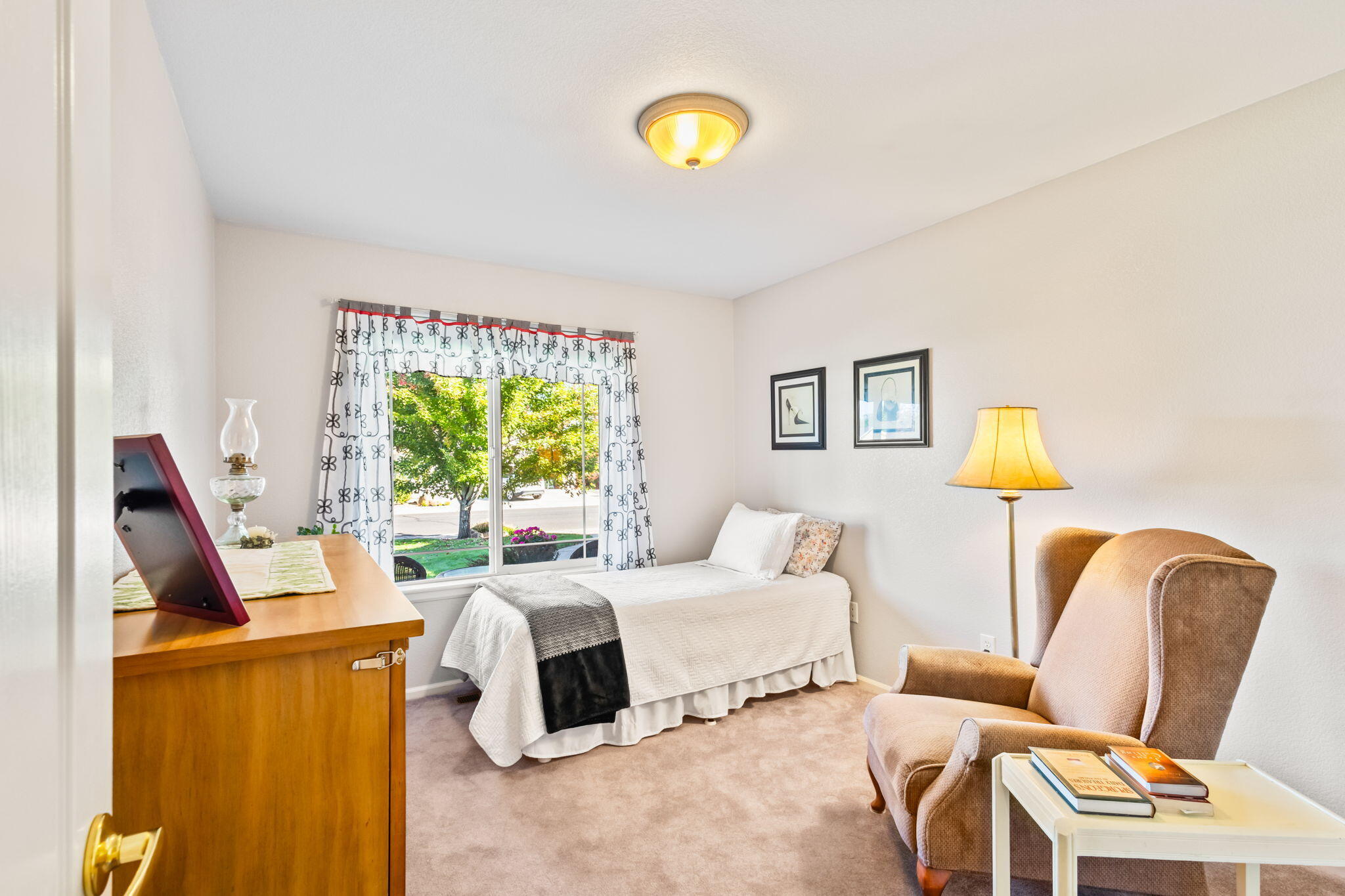 2006 NW Wildflower Place