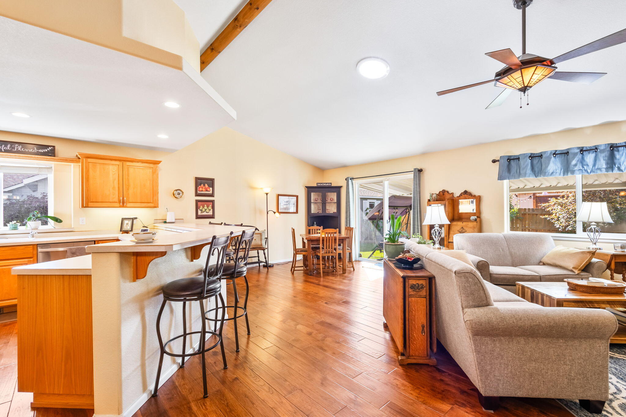 2006 NW Wildflower Place