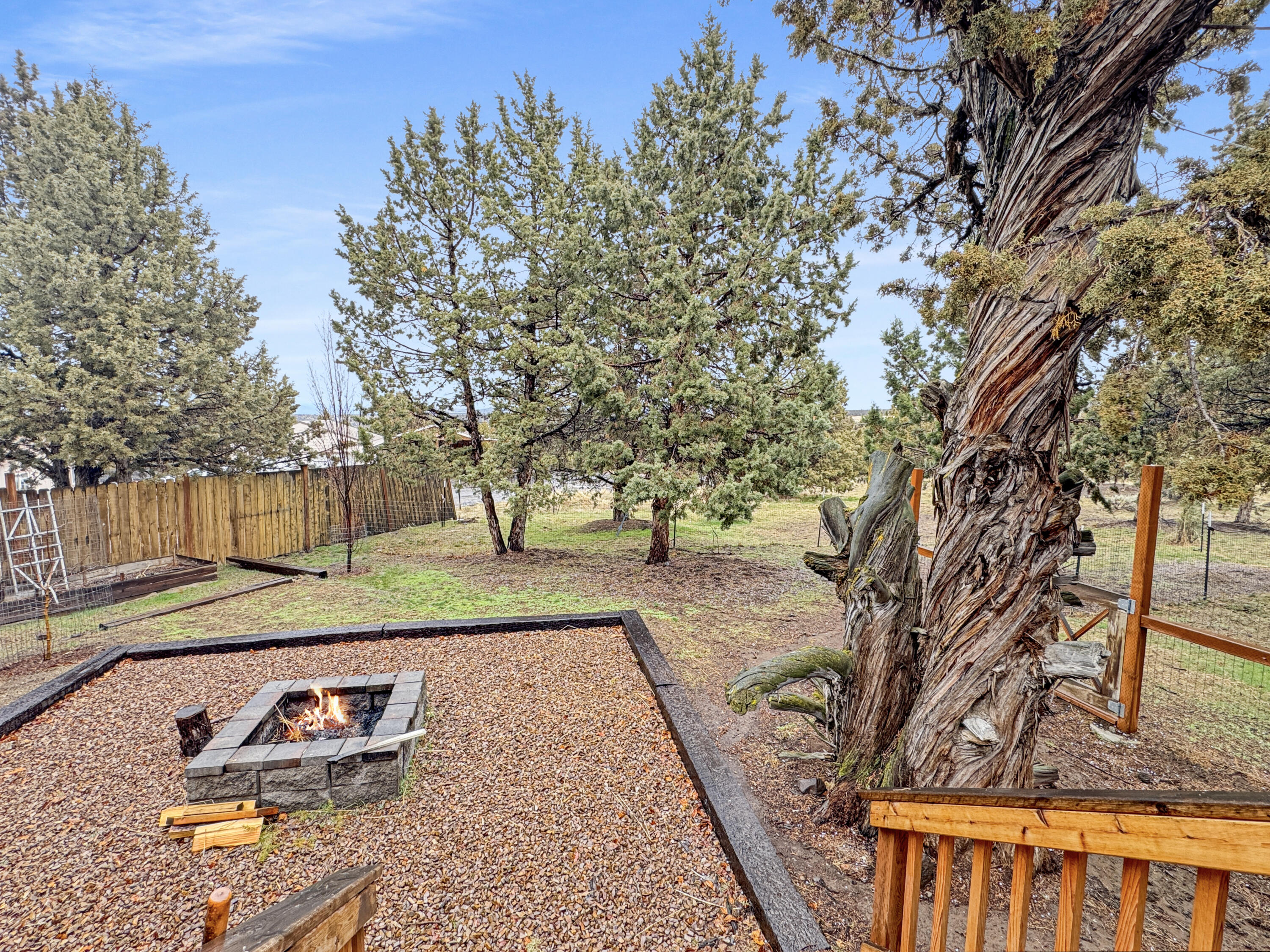 5122 SE Jerry Drive