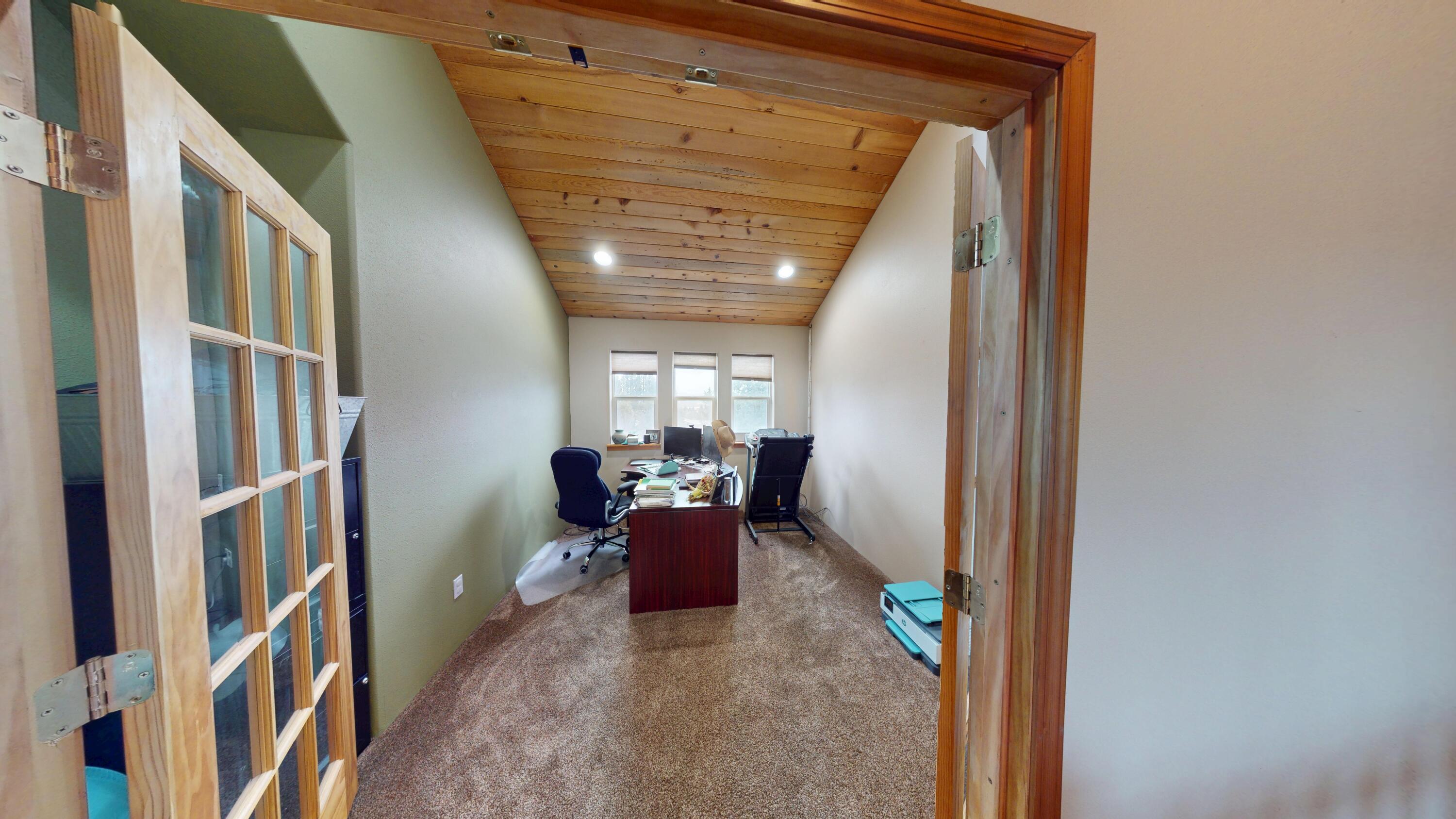 5122 SE Jerry Drive