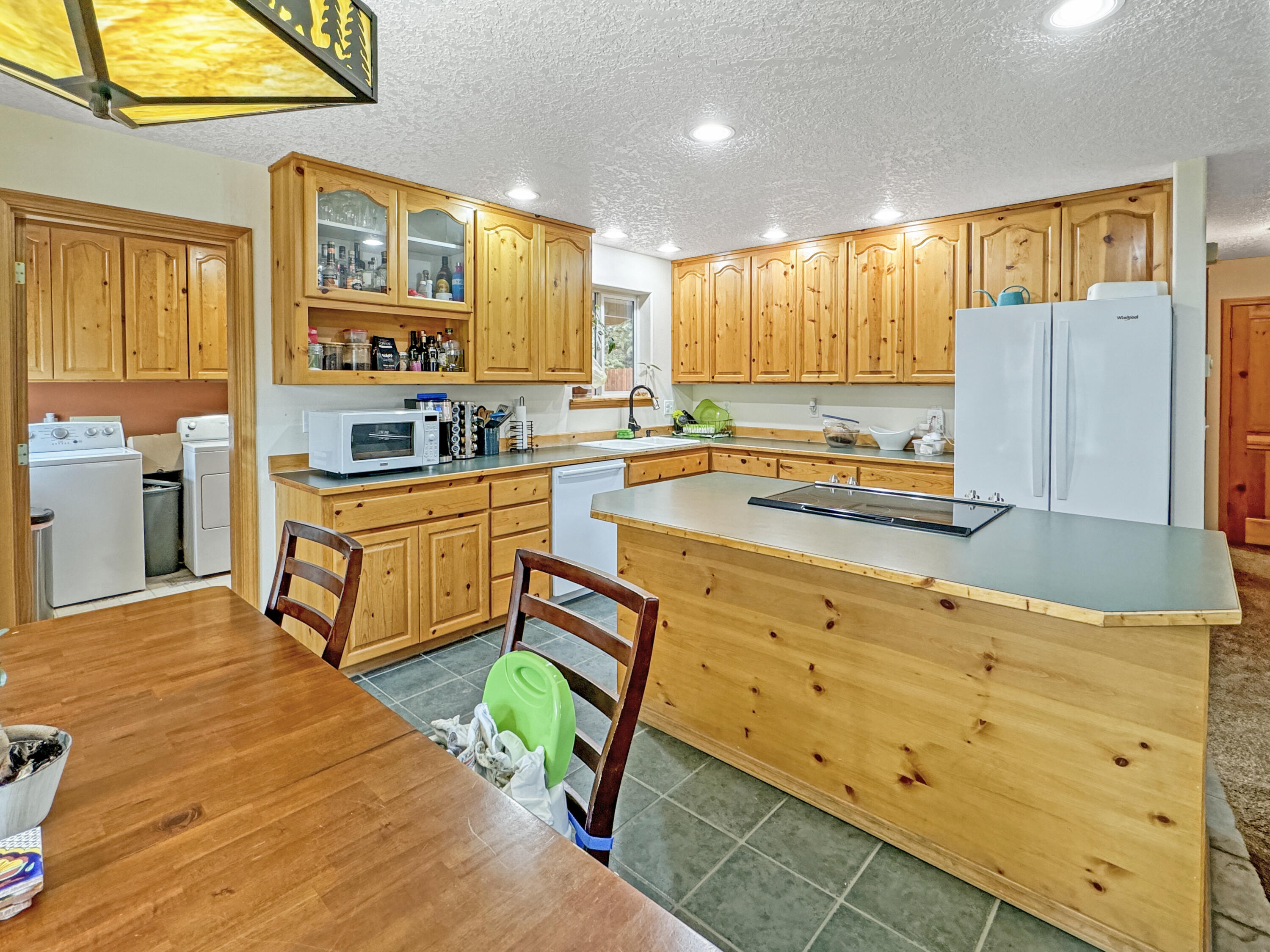 5122 SE Jerry Drive