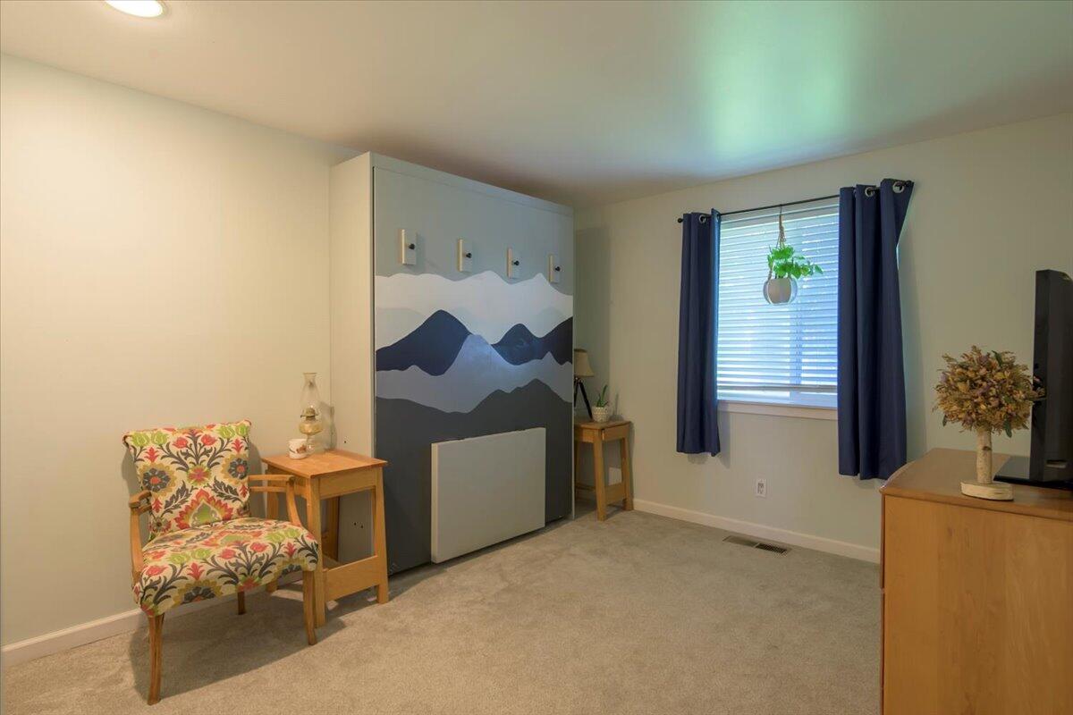 2201 SW Stonehedge Court