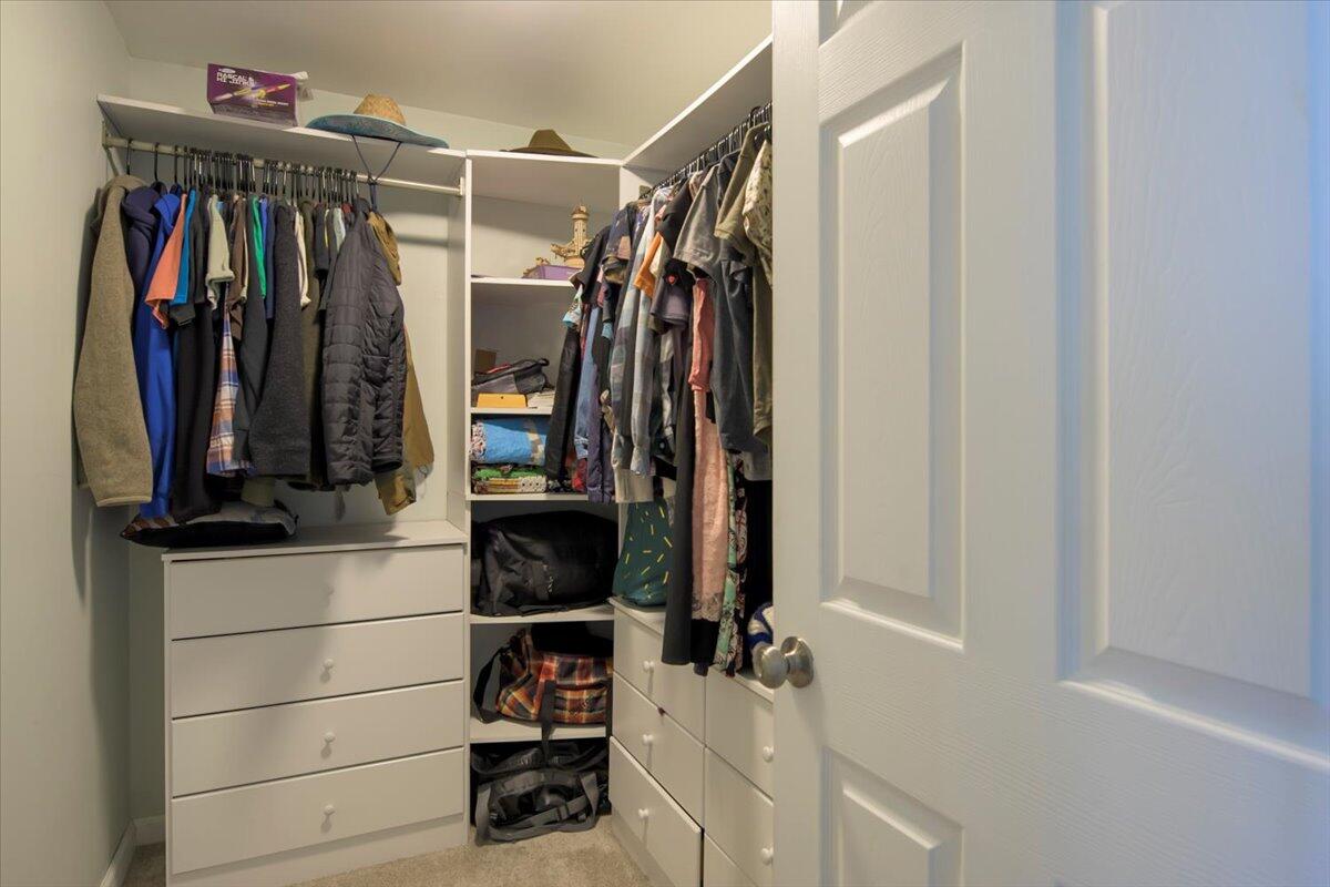 2201 SW Stonehedge Court