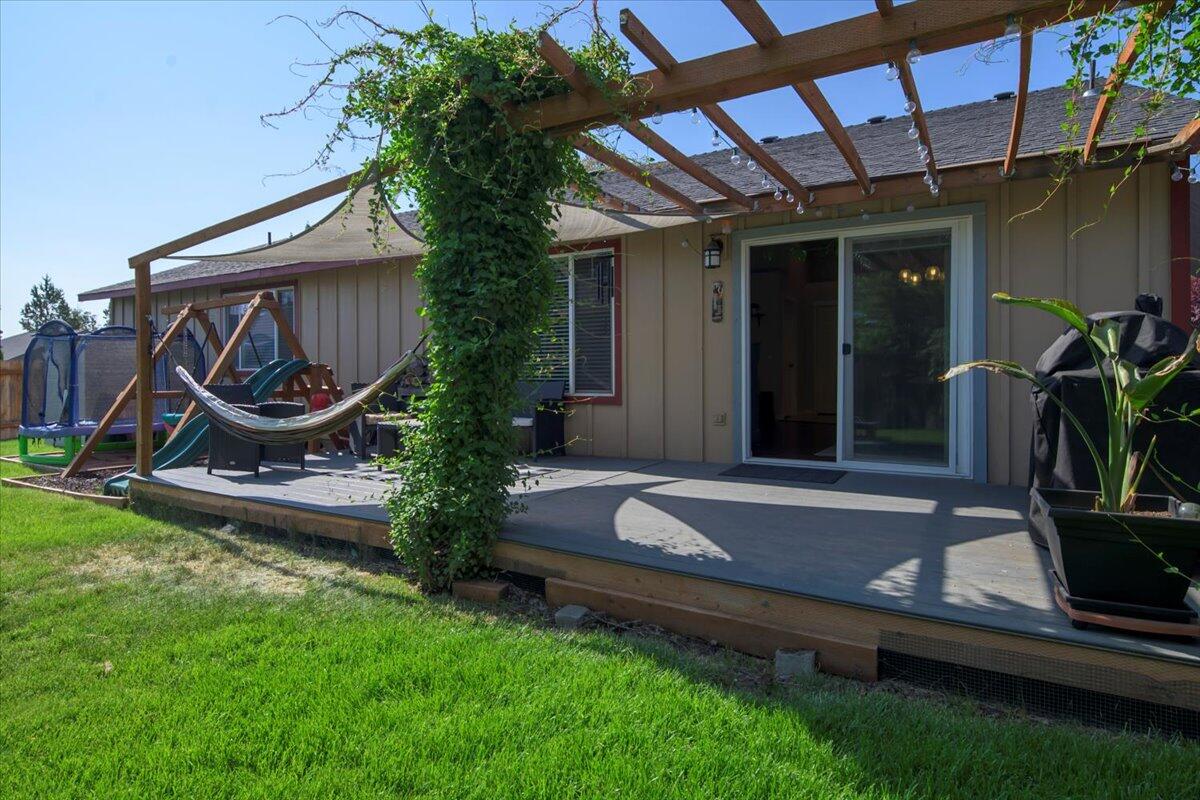 2201 SW Stonehedge Court