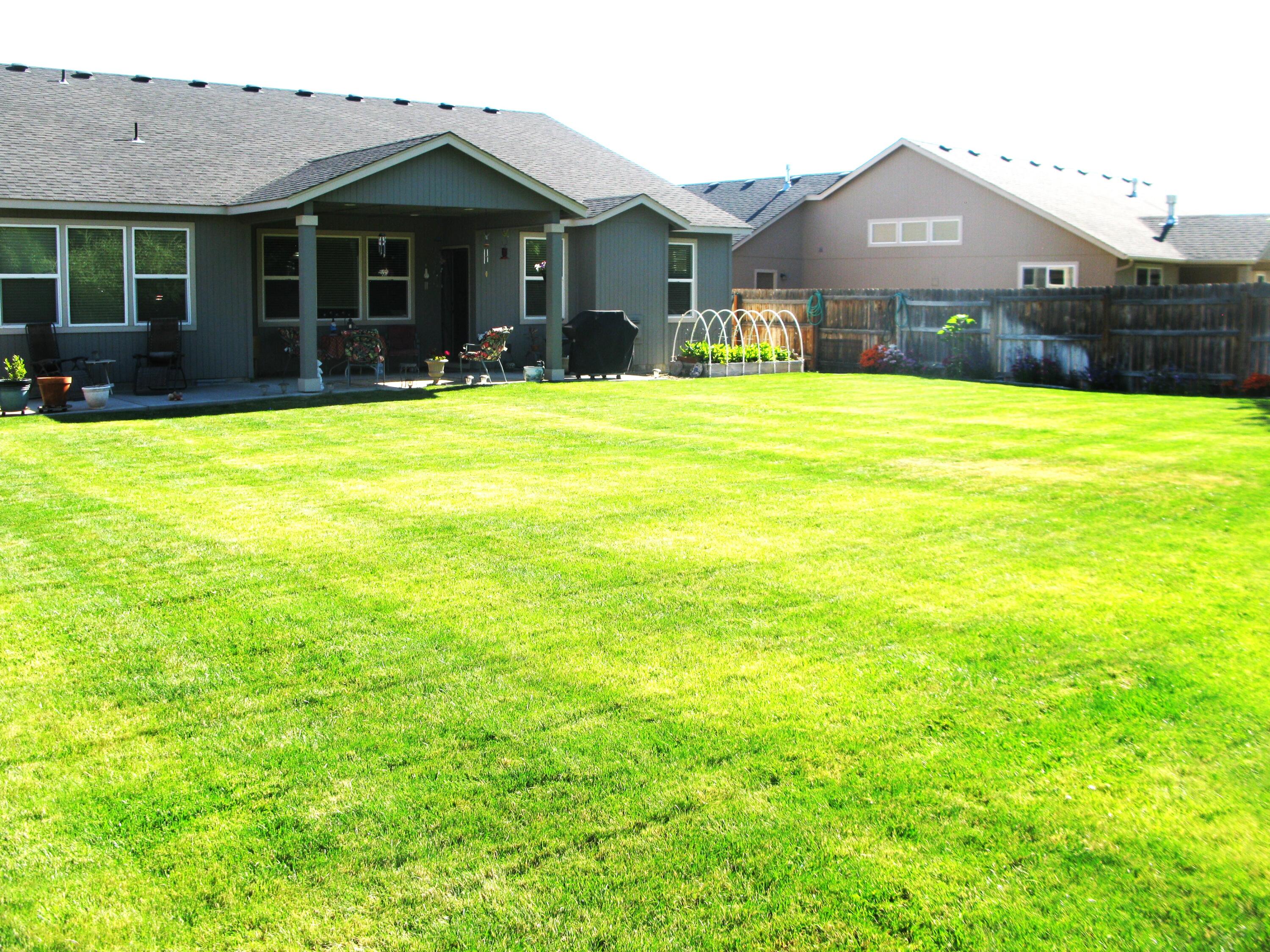 1930 NW Quince Tree Court