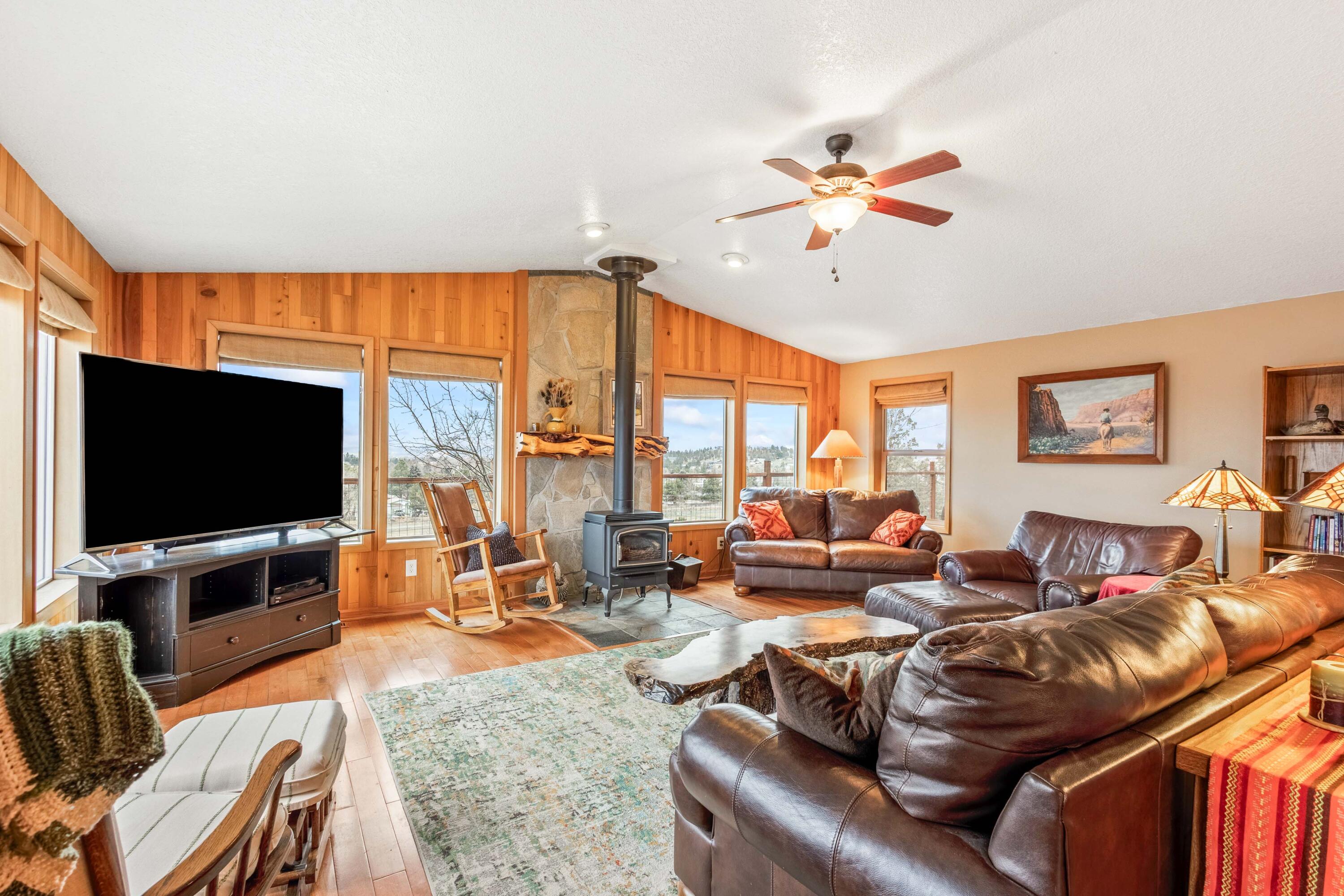 2603 NE Meadowcrest Drive