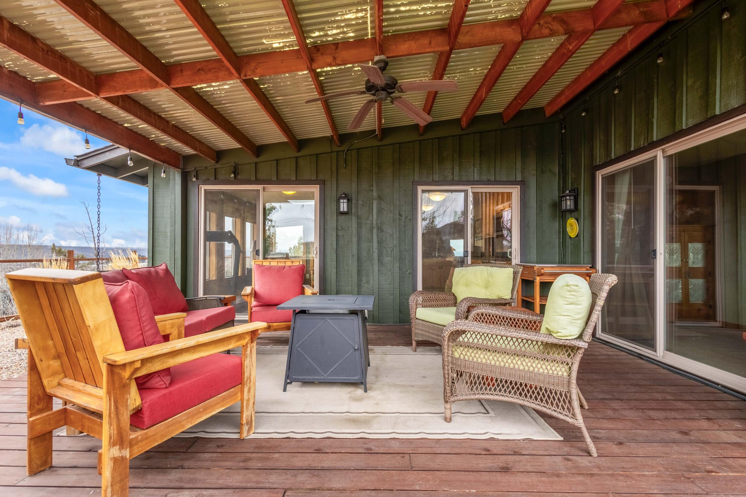 2603 NE Meadowcrest Drive