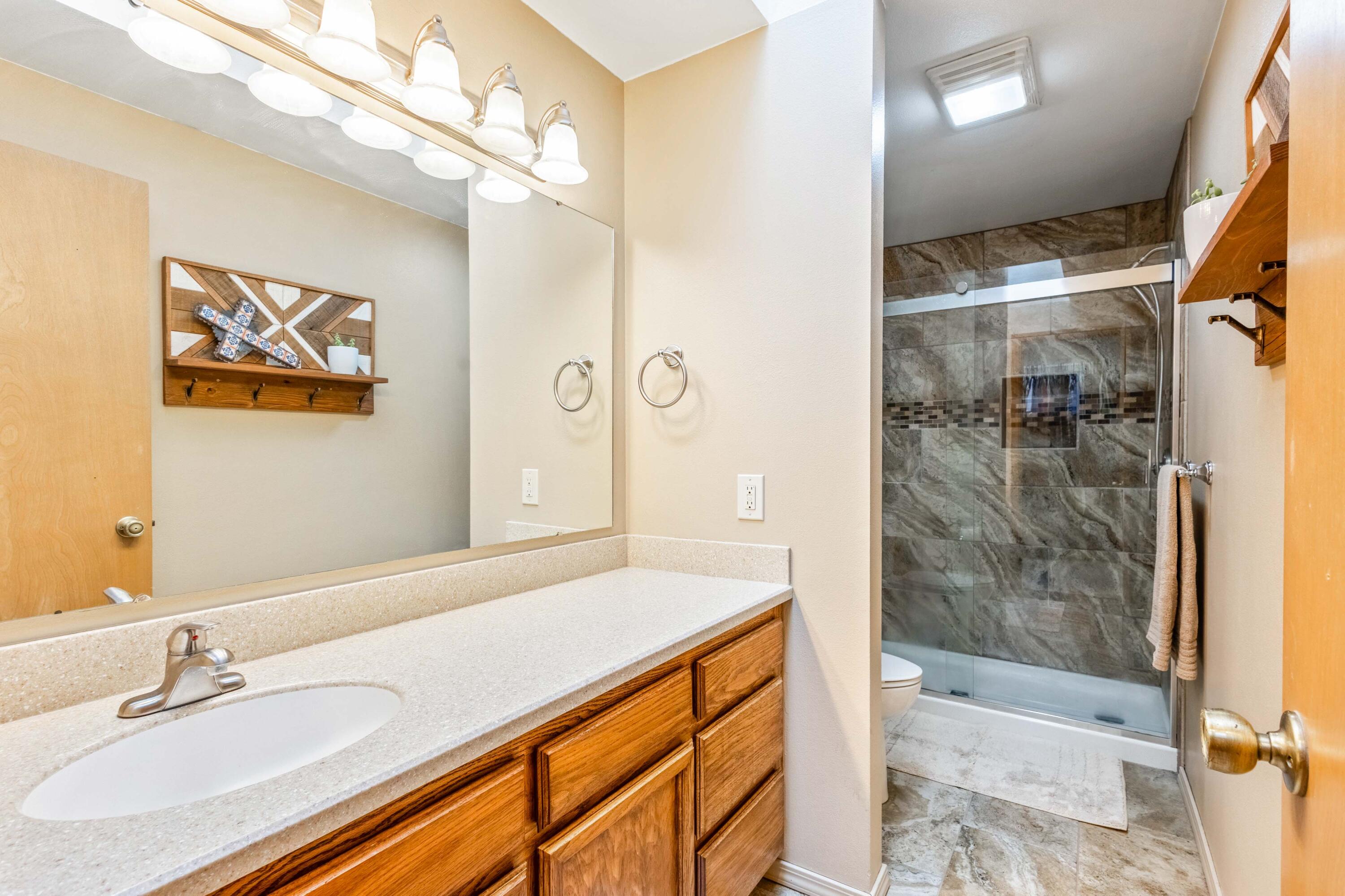 2603 NE Meadowcrest Drive