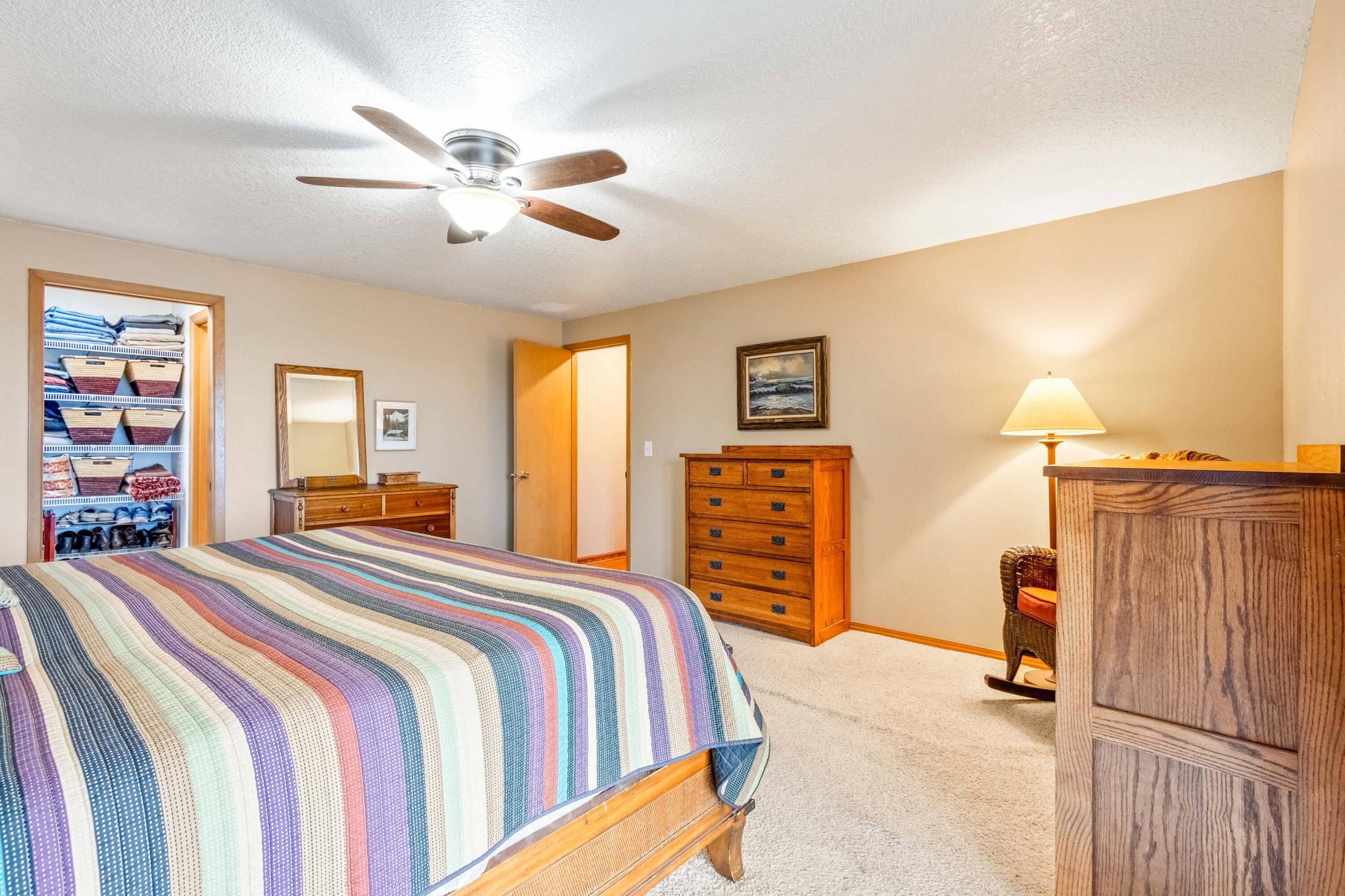 2603 NE Meadowcrest Drive