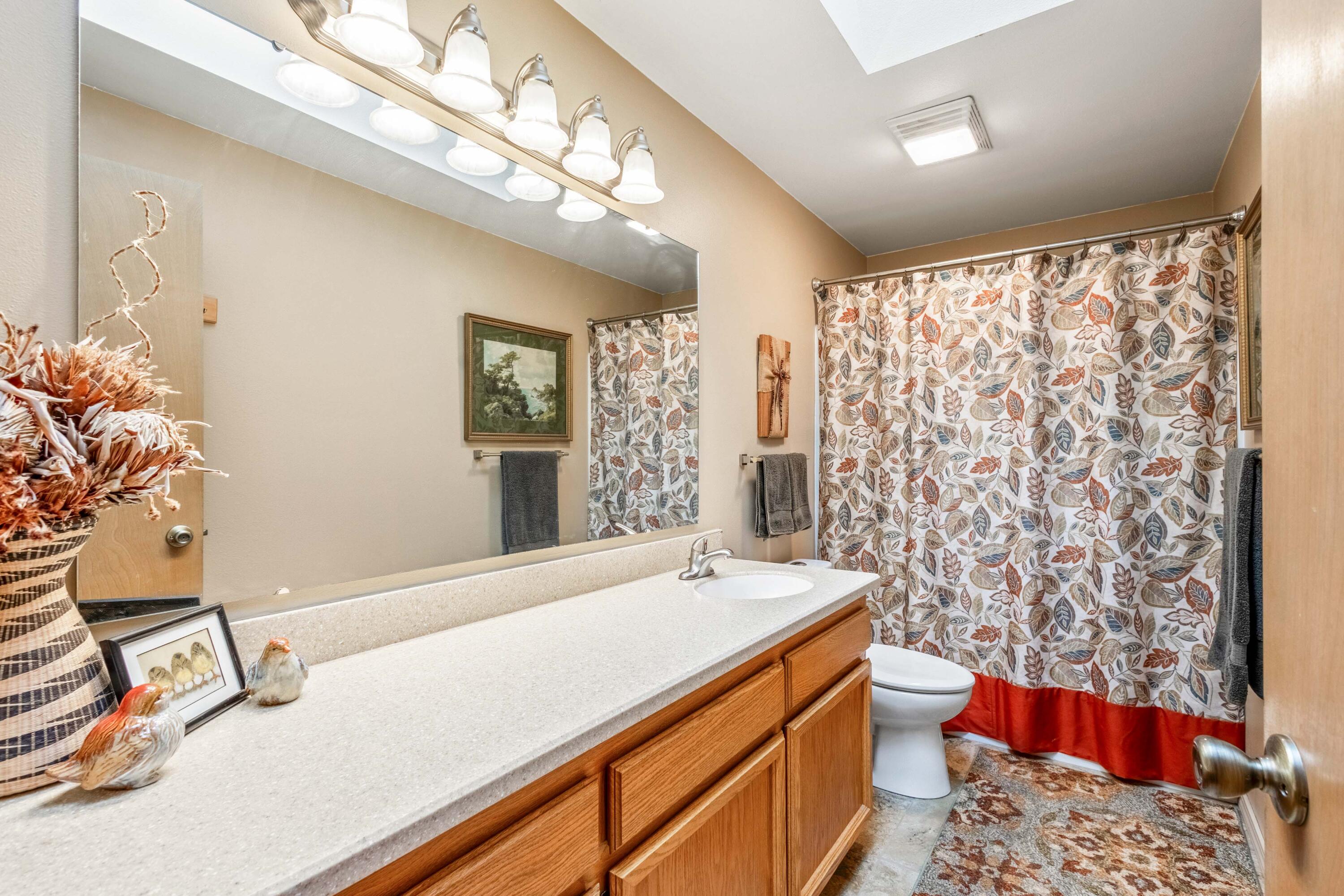 2603 NE Meadowcrest Drive