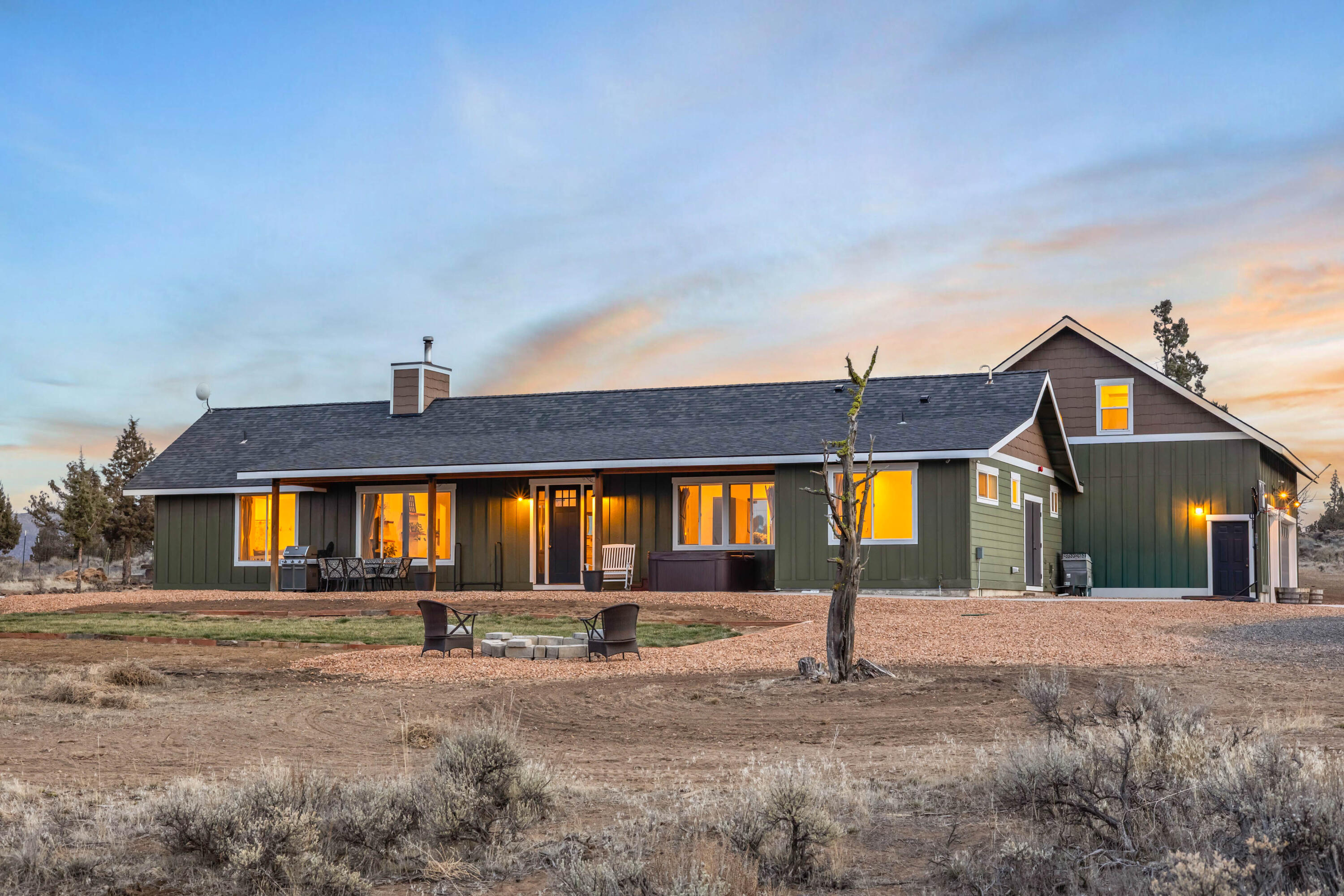 18385 SW Mount Adams Loop