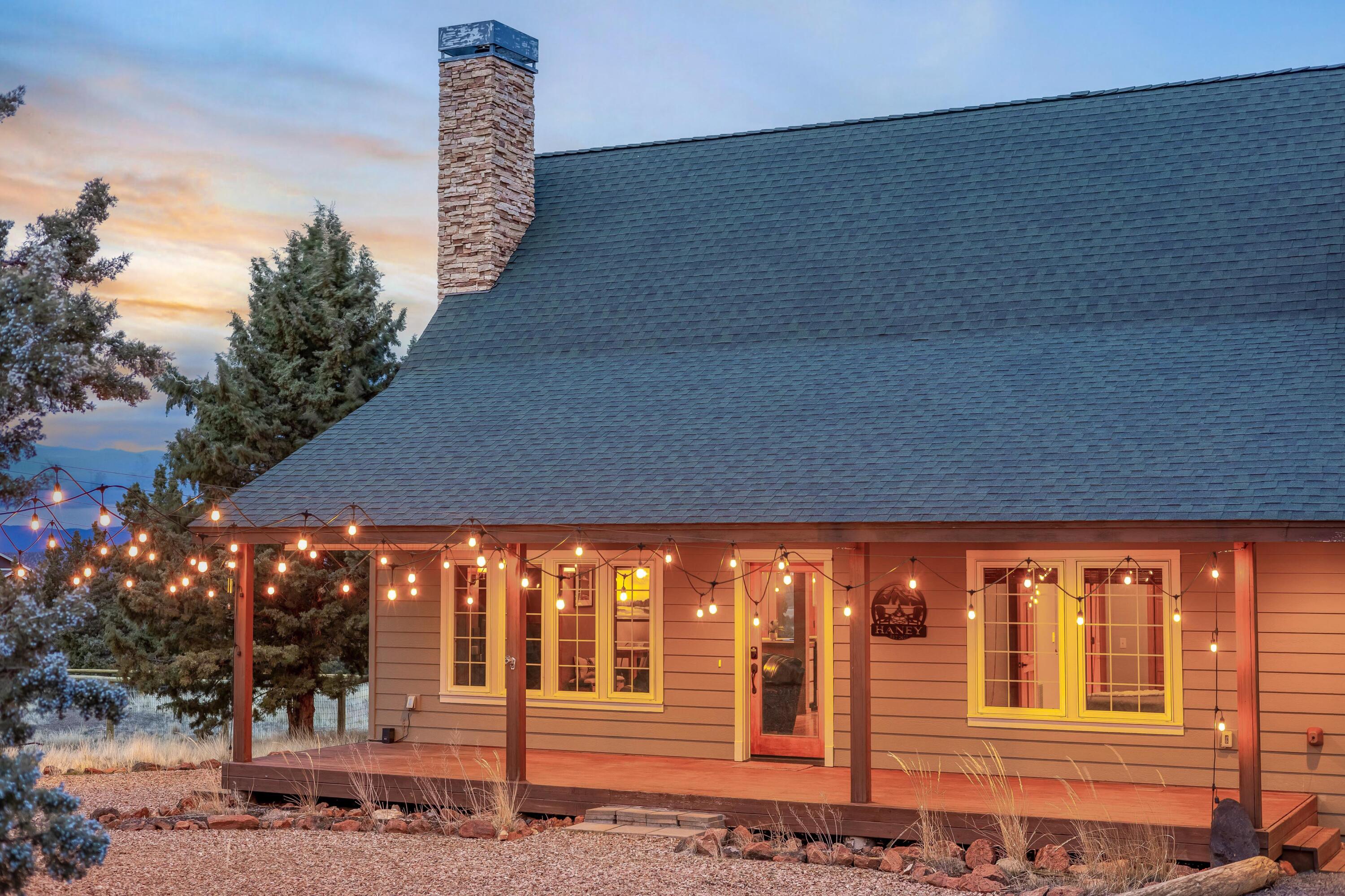 8551 S Red Cloud Lane