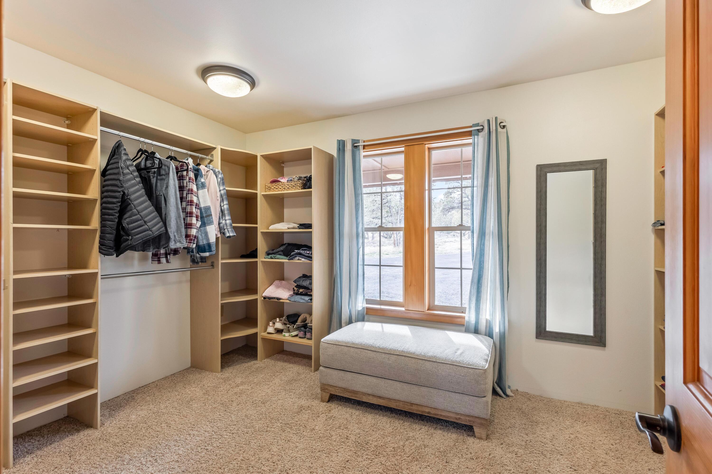 8551 S Red Cloud Lane