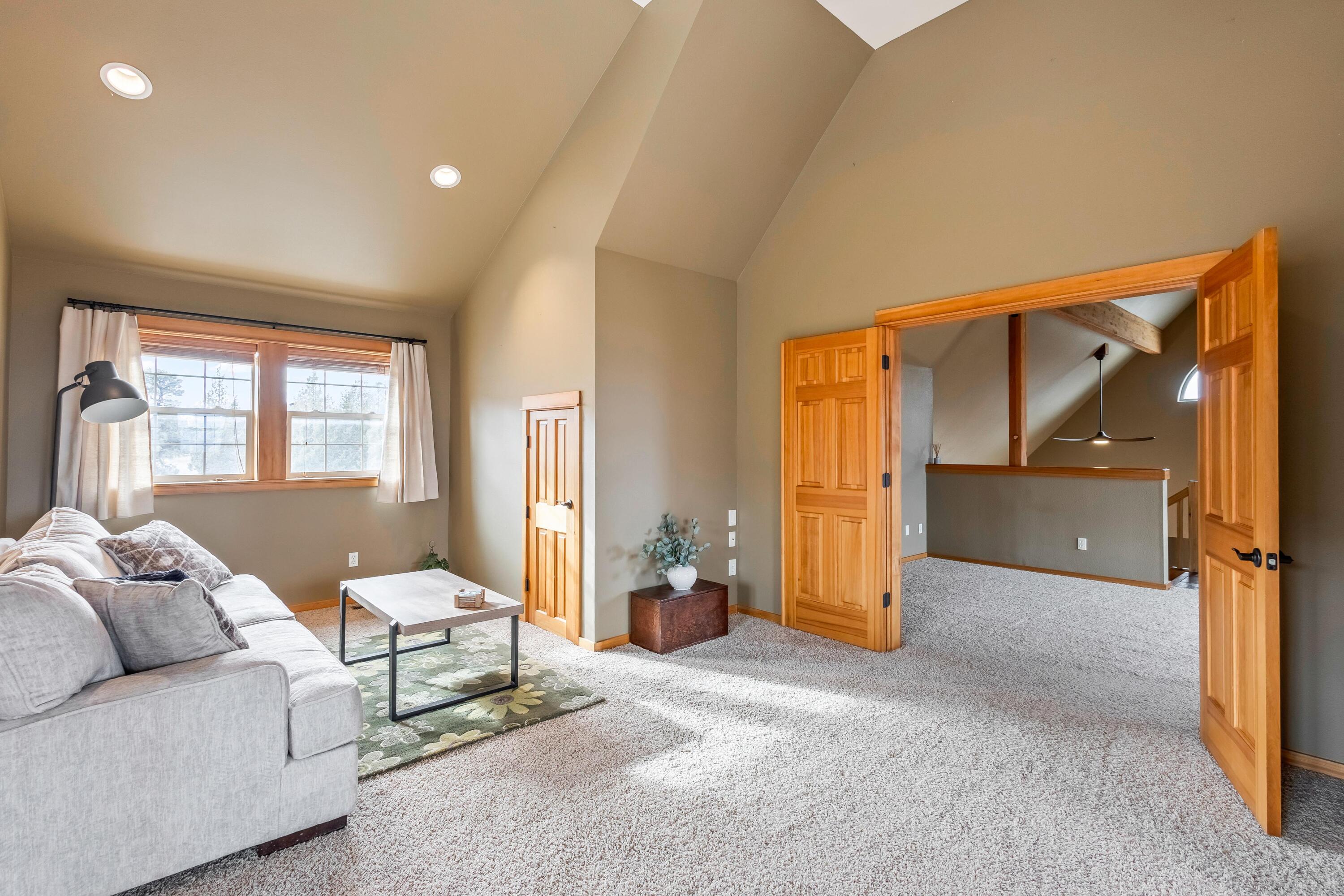 8551 S Red Cloud Lane