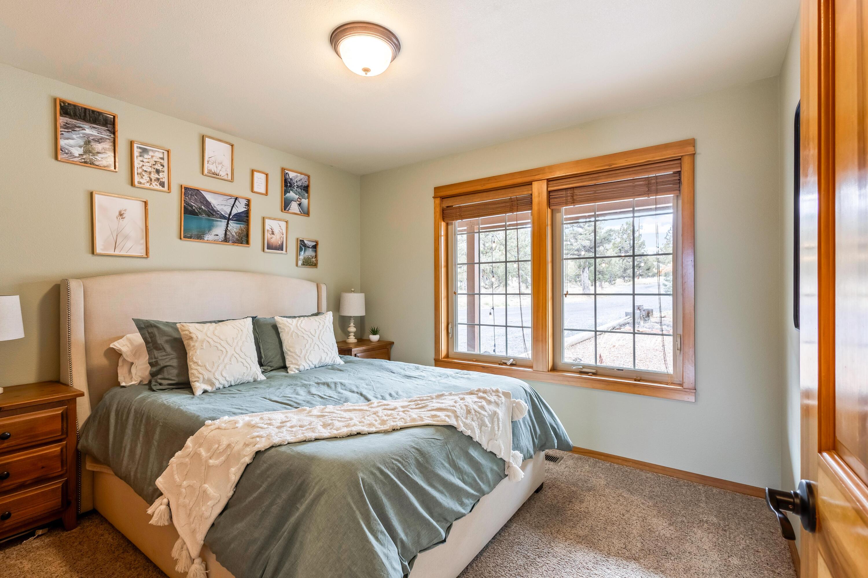 8551 S Red Cloud Lane