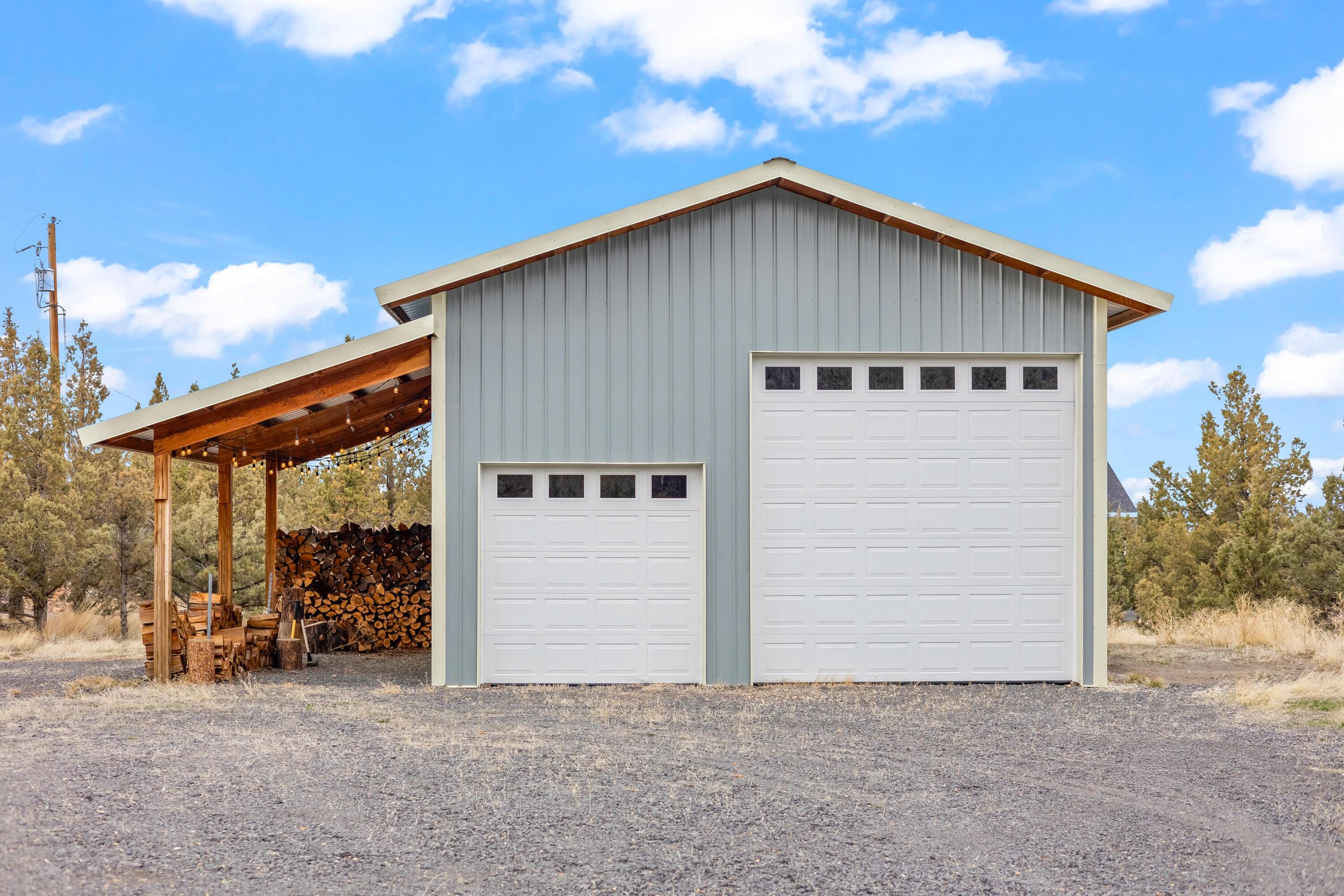 8551 S Red Cloud Lane