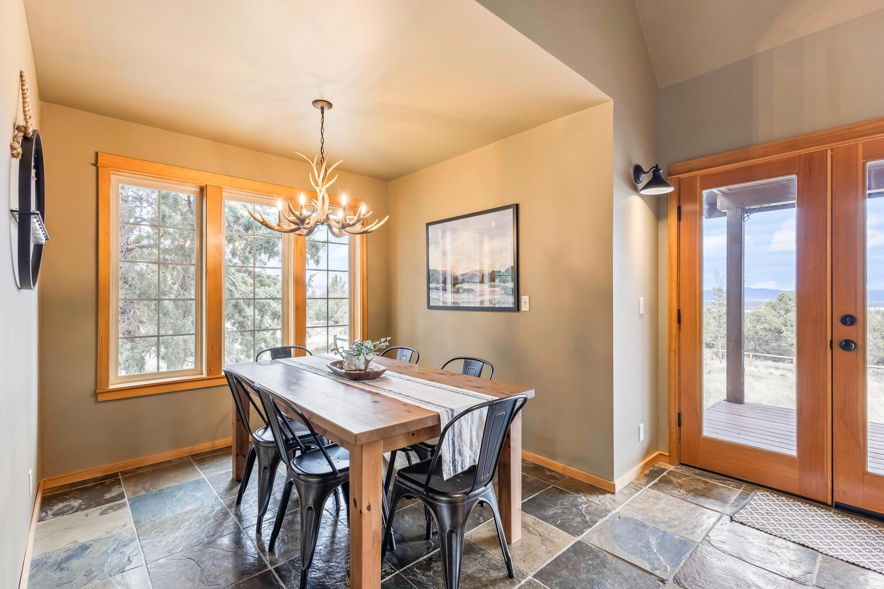 8551 S Red Cloud Lane