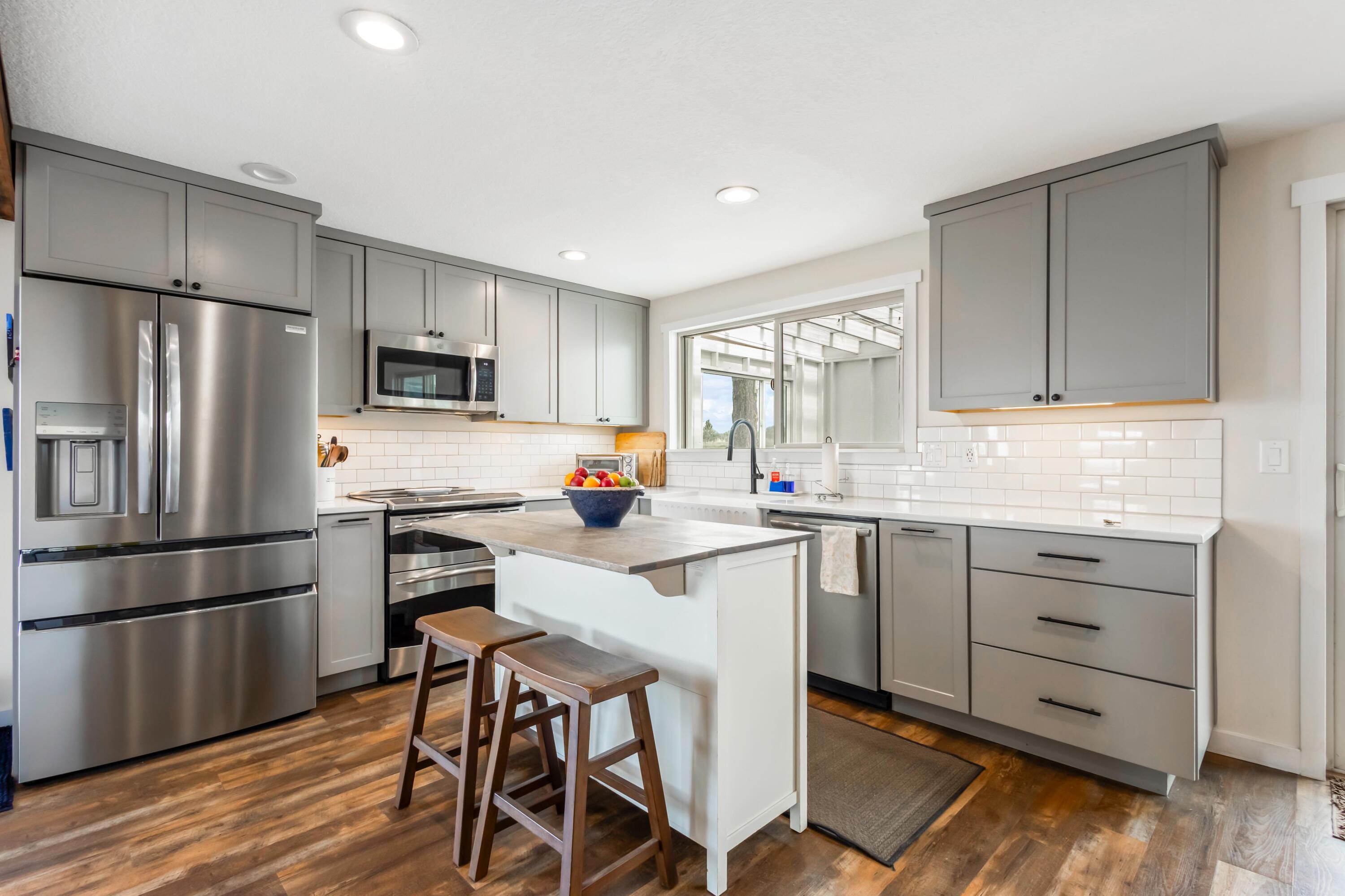 17435 SW Hahlen Avenue