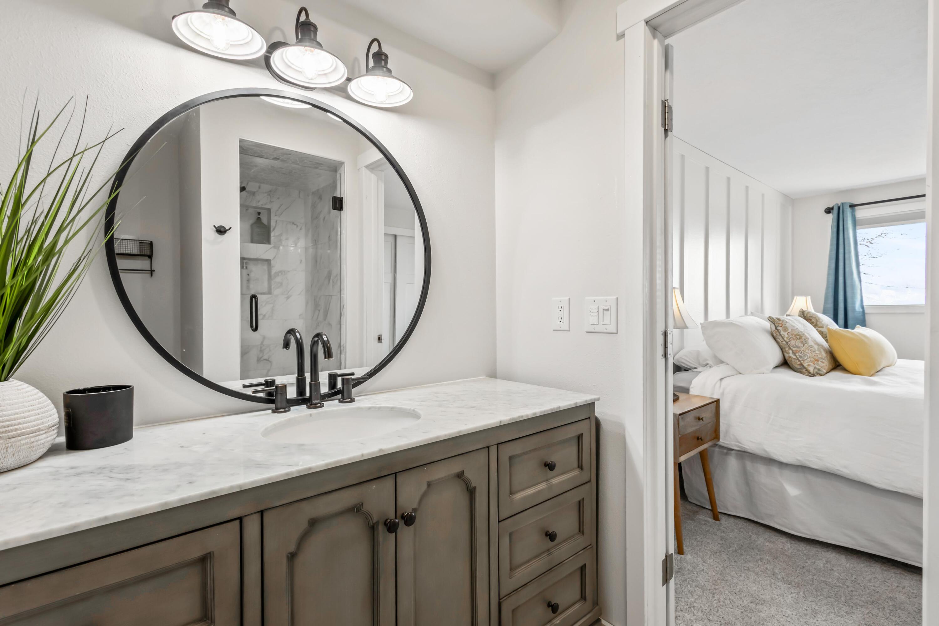 17435 SW Hahlen Avenue