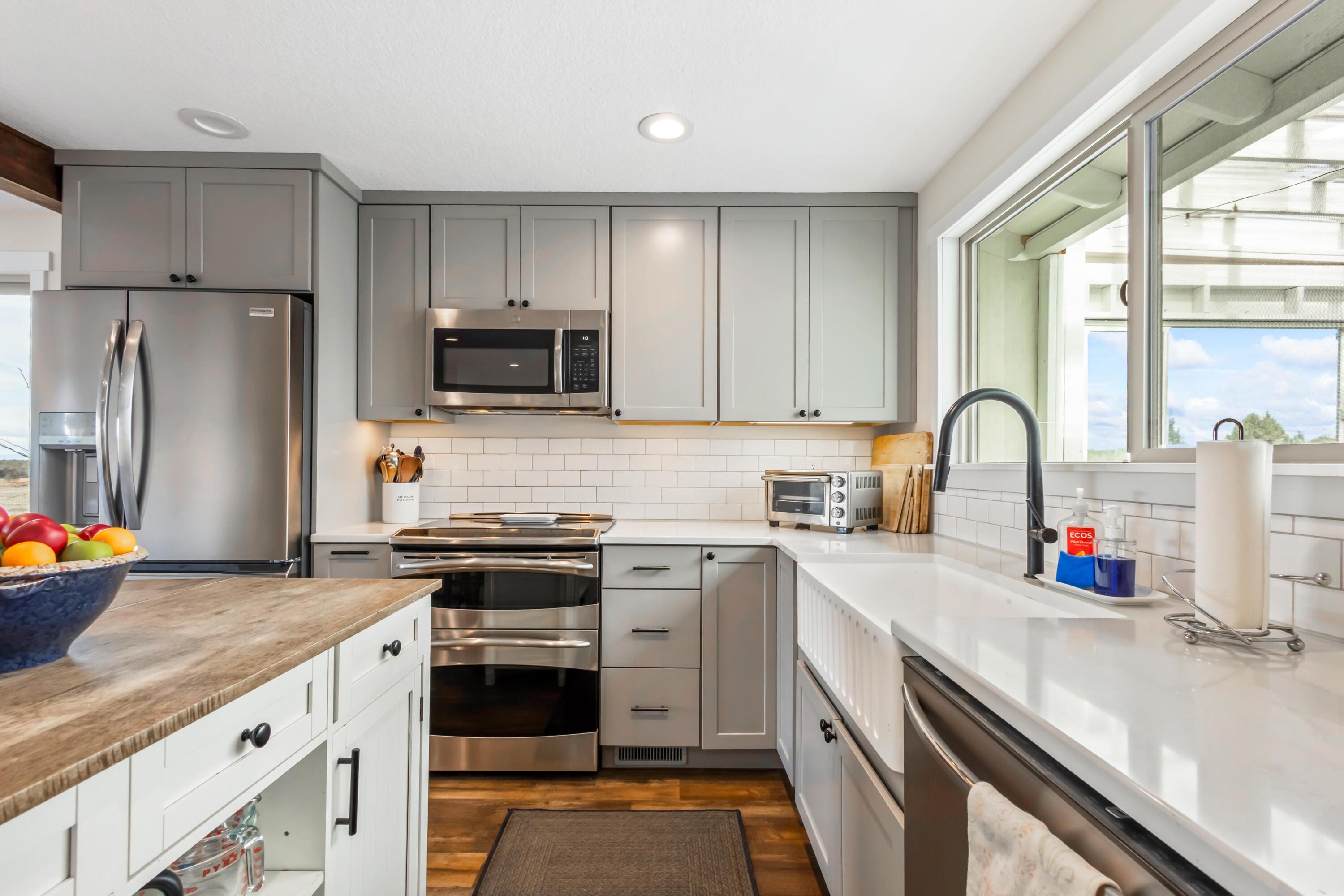 17435 SW Hahlen Avenue