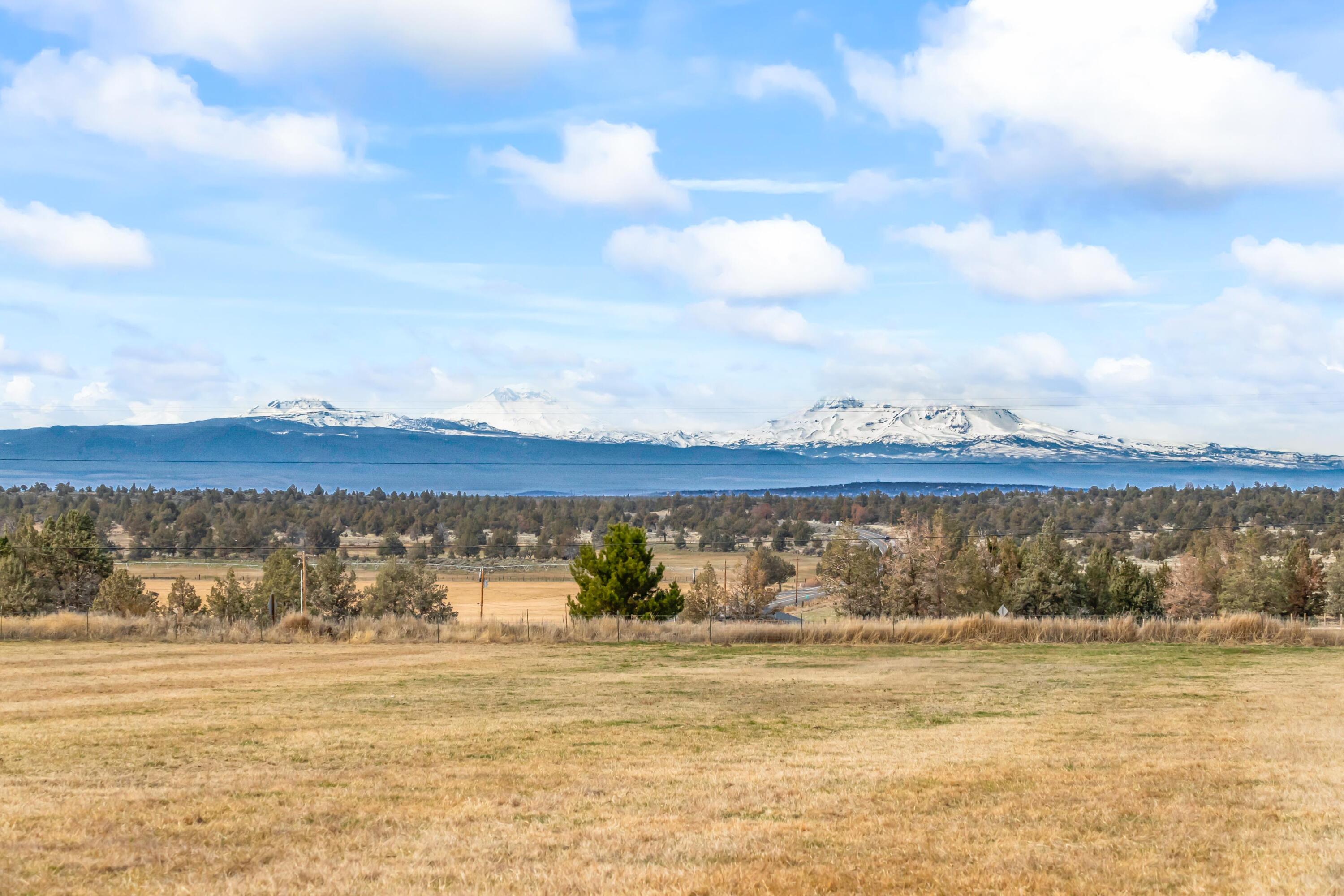 17435 SW Hahlen Avenue