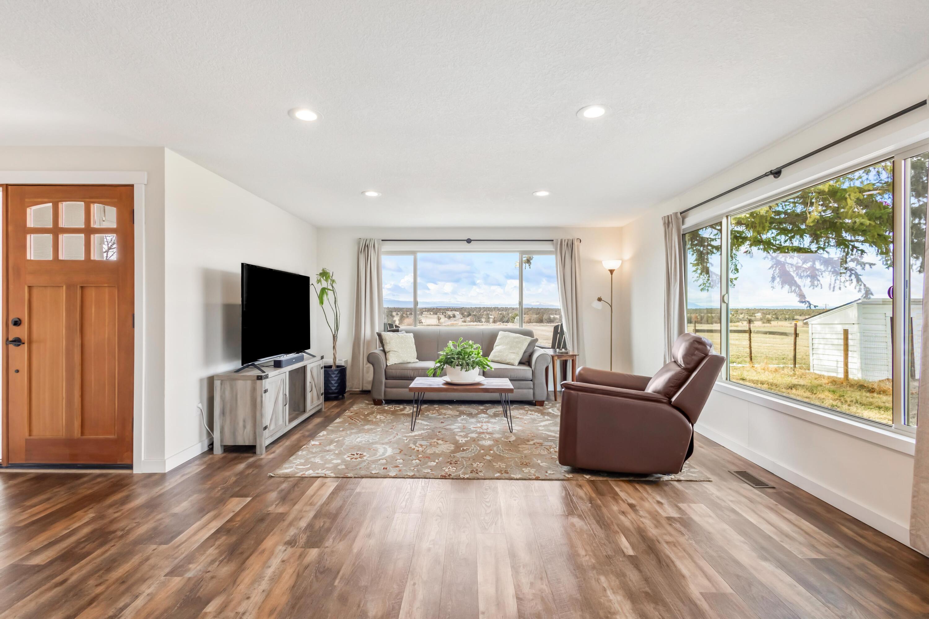 17435 SW Hahlen Avenue