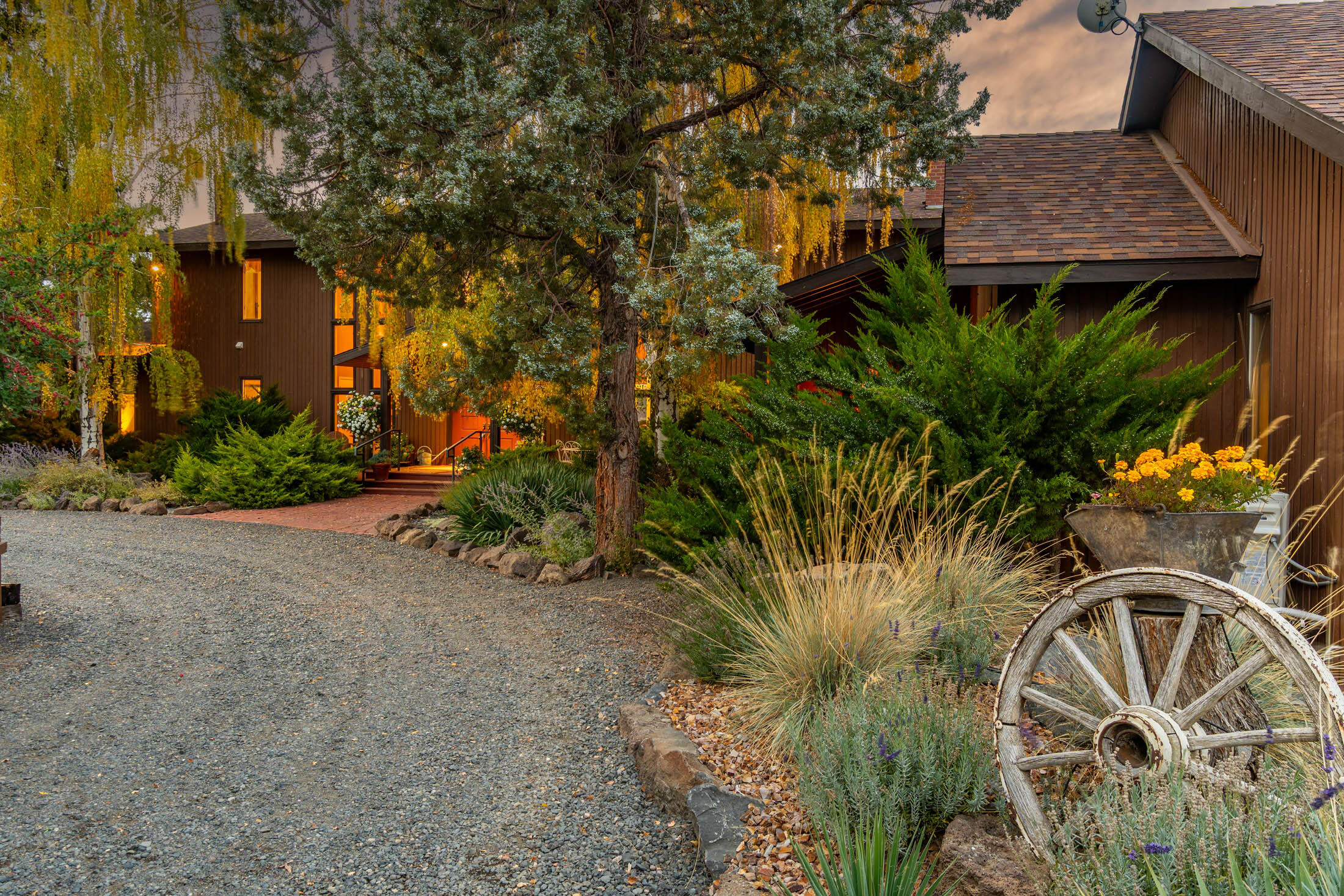 20799 NW Oneil Highway