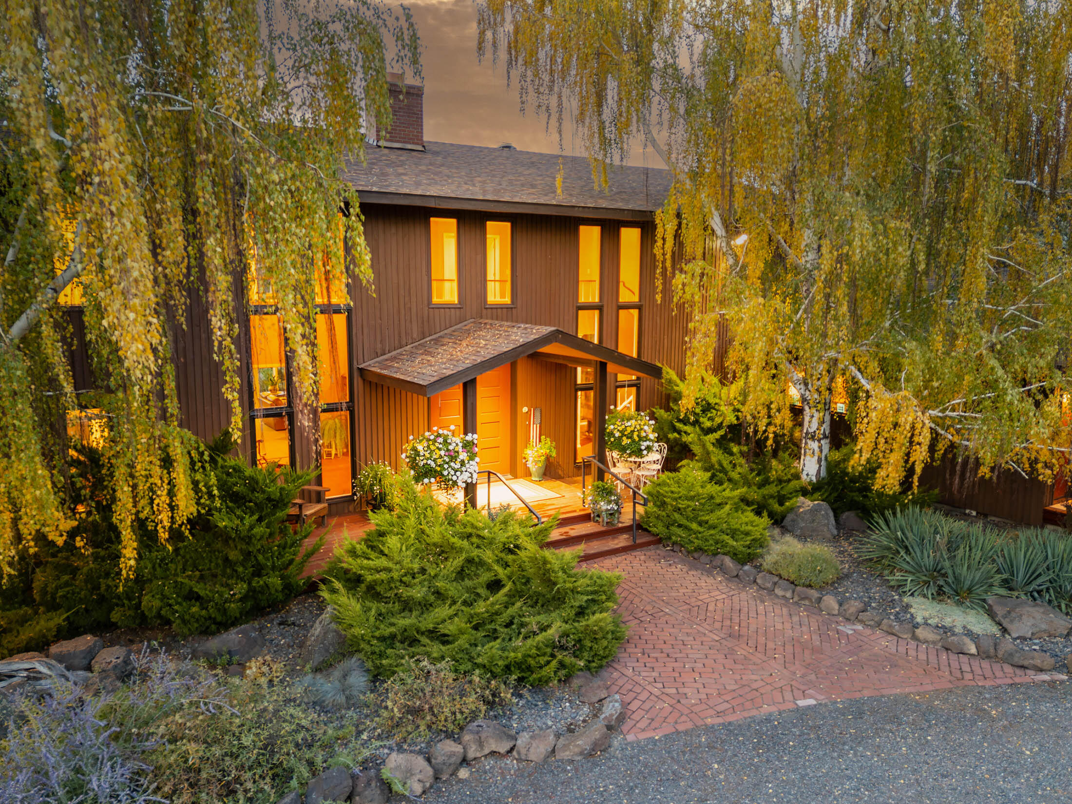 20799 NW Oneil Highway