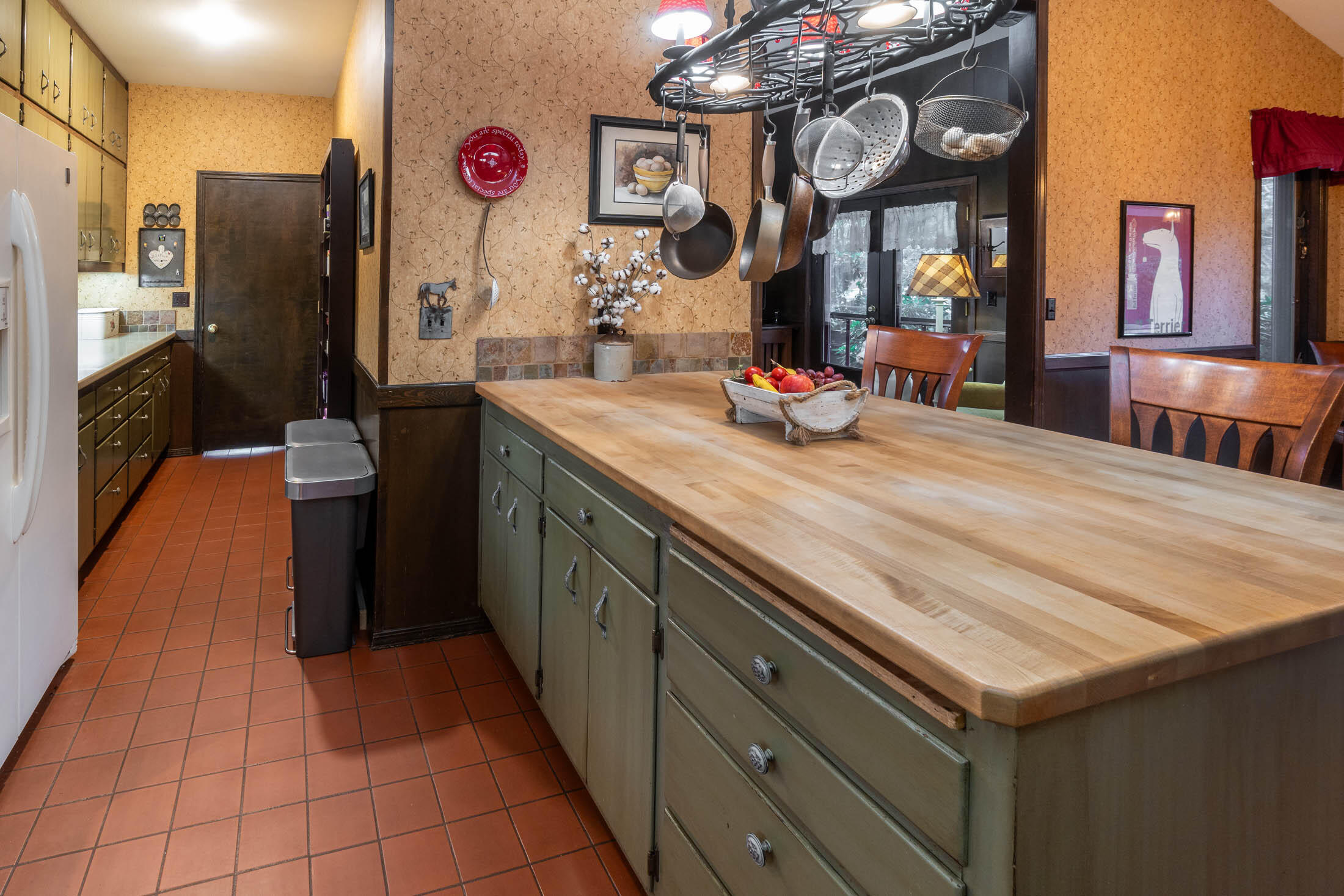 20799 NW Oneil Highway