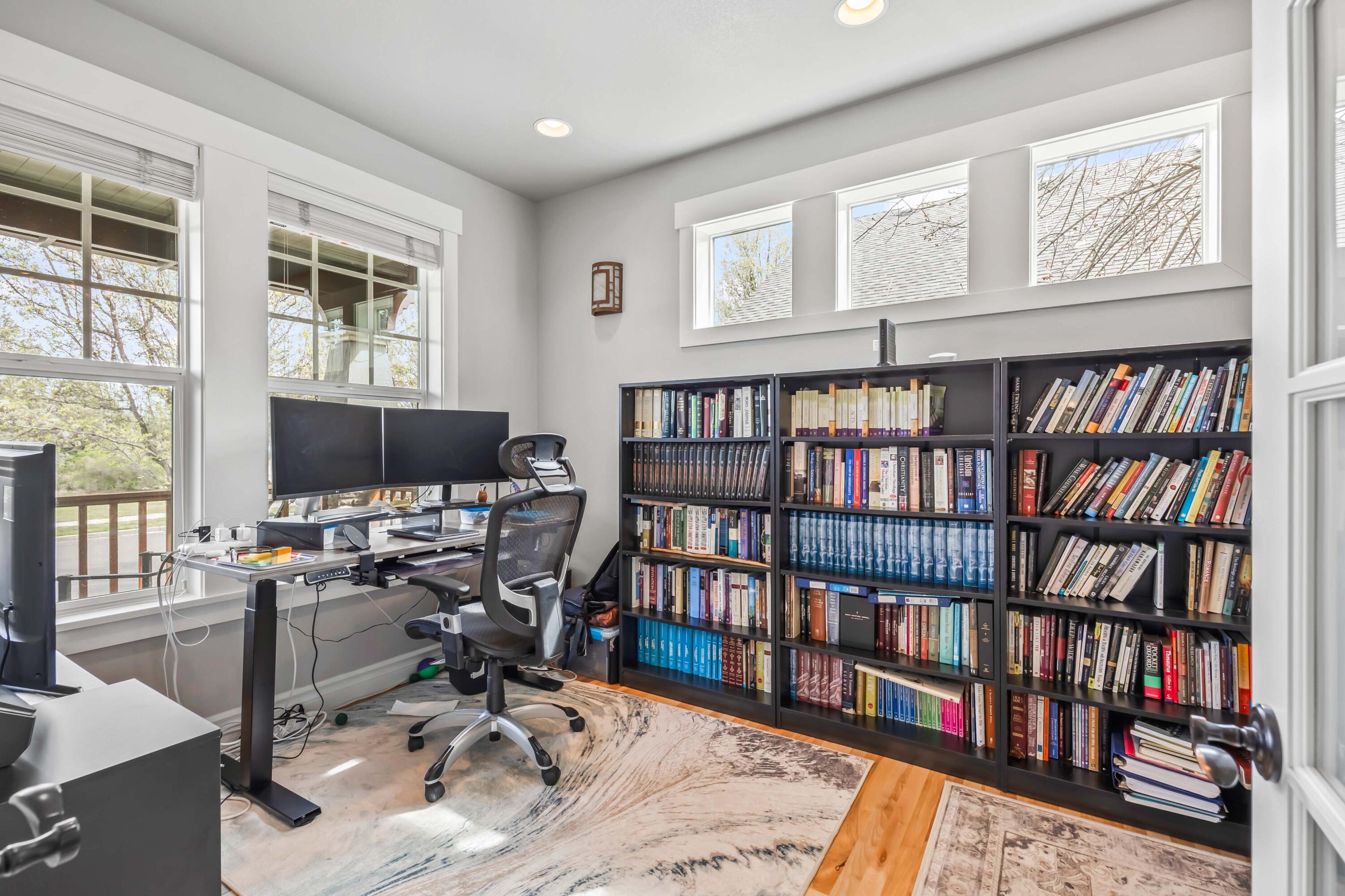 1037 NW Rimrock Drive