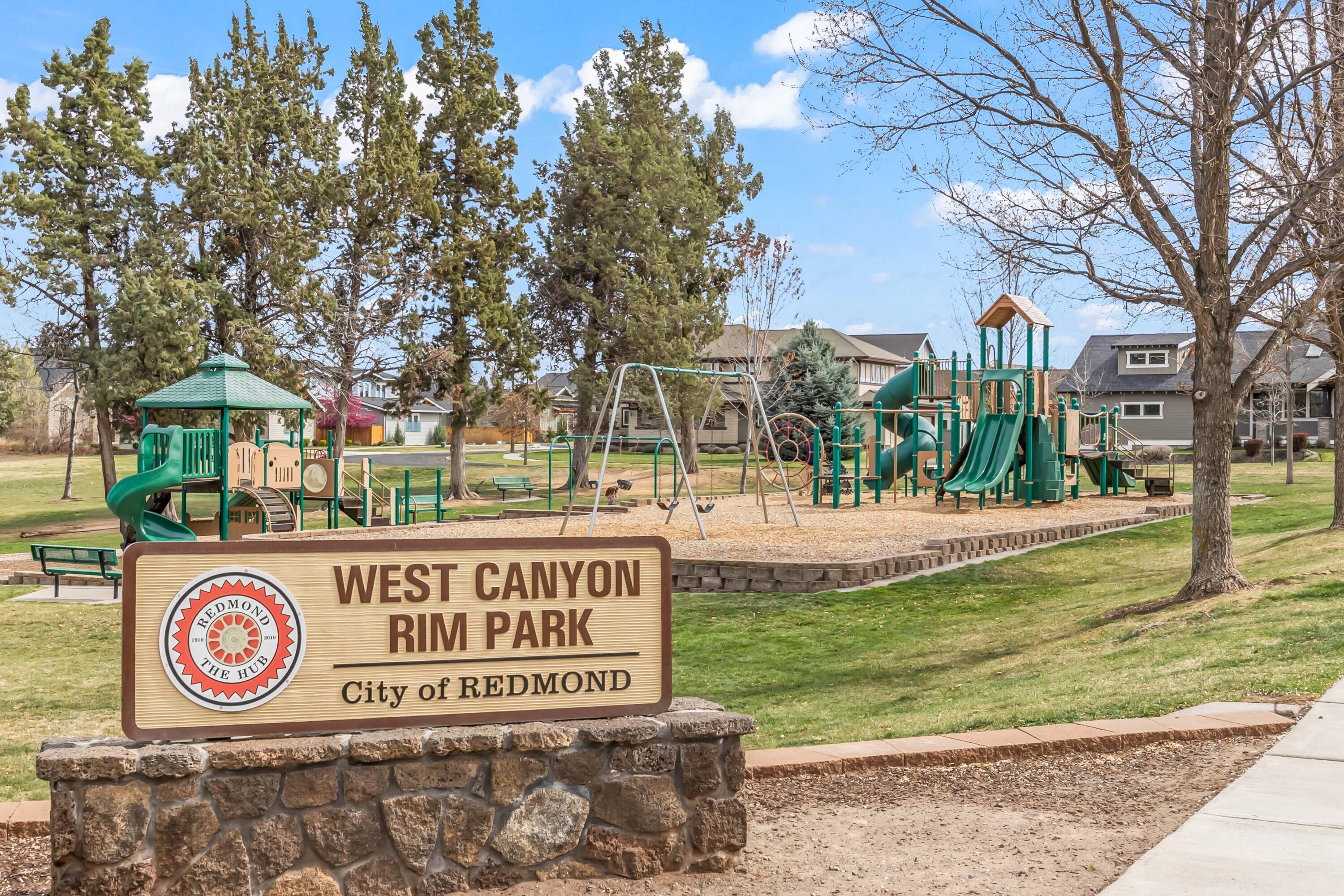 1037 NW Rimrock Drive