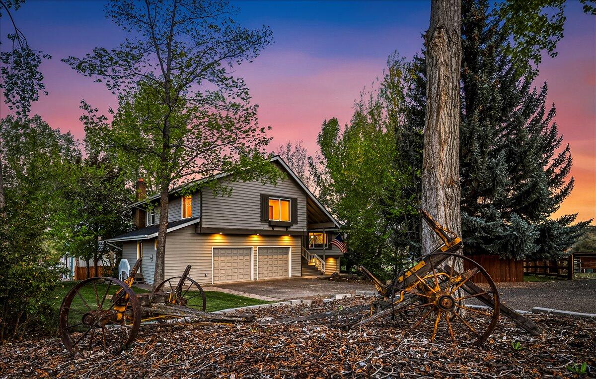 1176 NE Barnes Road