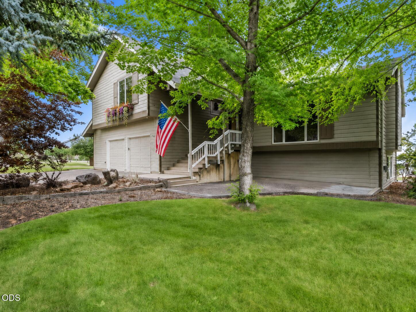 1176 NE Barnes Road