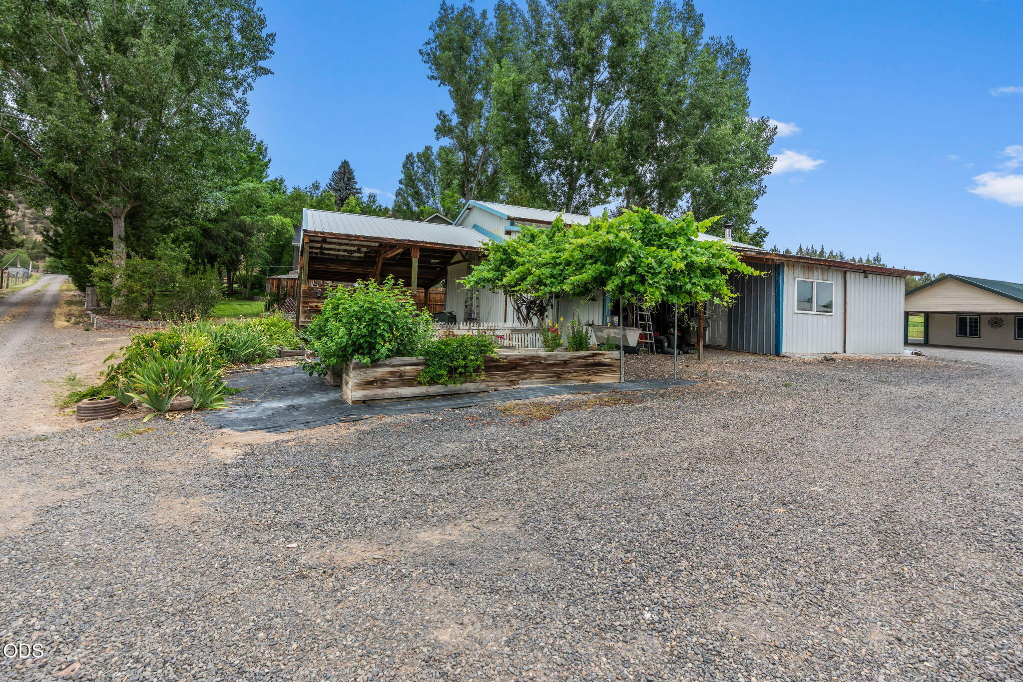1176 NE Barnes Road