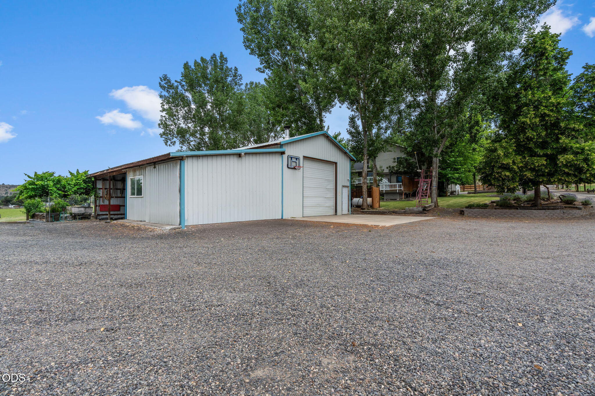 1176 NE Barnes Road