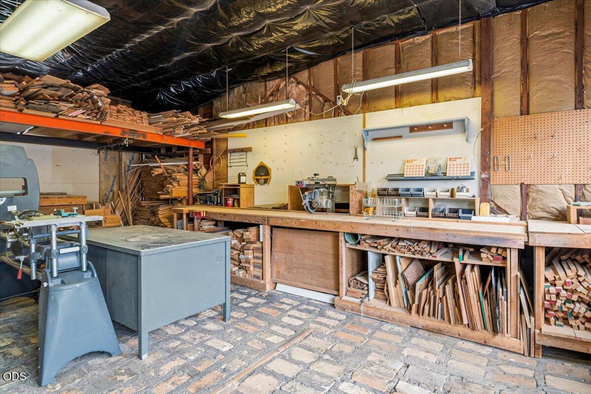 2586 SW 27th Street