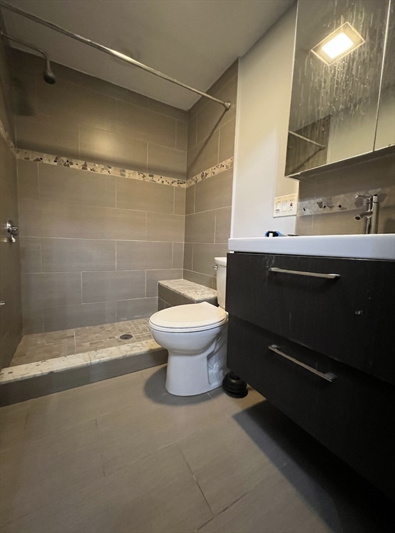 474 East 7th # 1