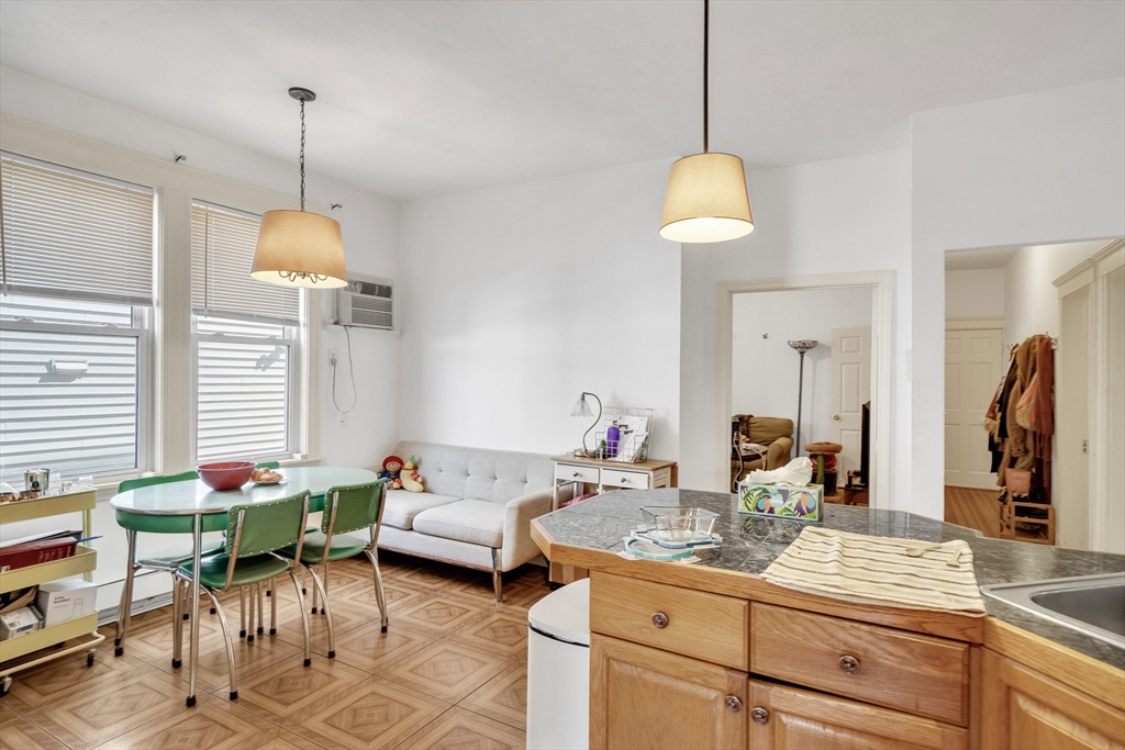 33 Shannon St # 1