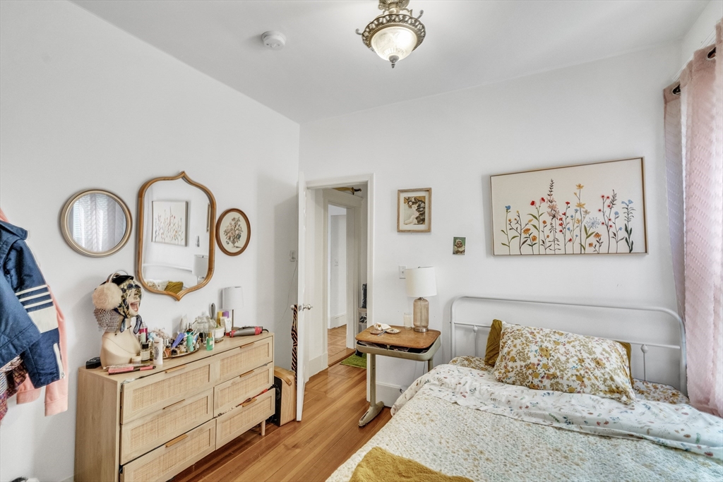 33 Shannon St # 1