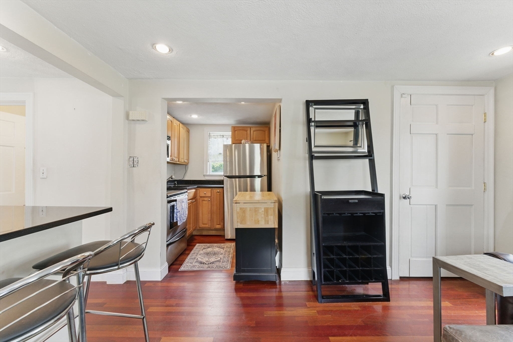 40 Chappie St # 1
