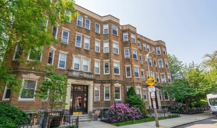 124 Peterborough St # 08