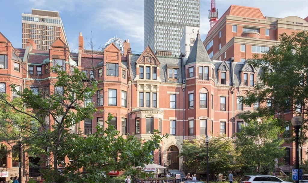 254 Newbury St # 5