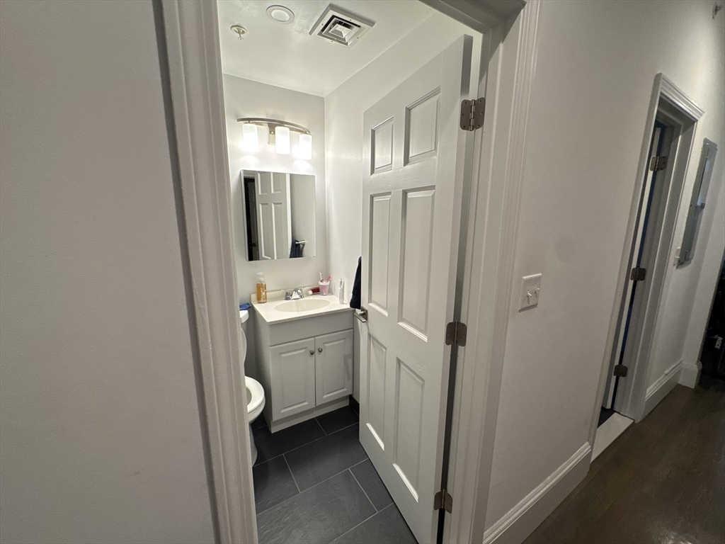 1406 Beacon St # 3