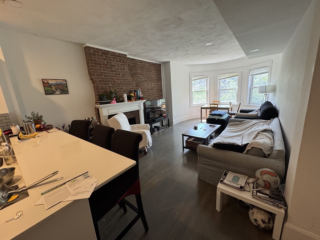 1406 Beacon St # 3