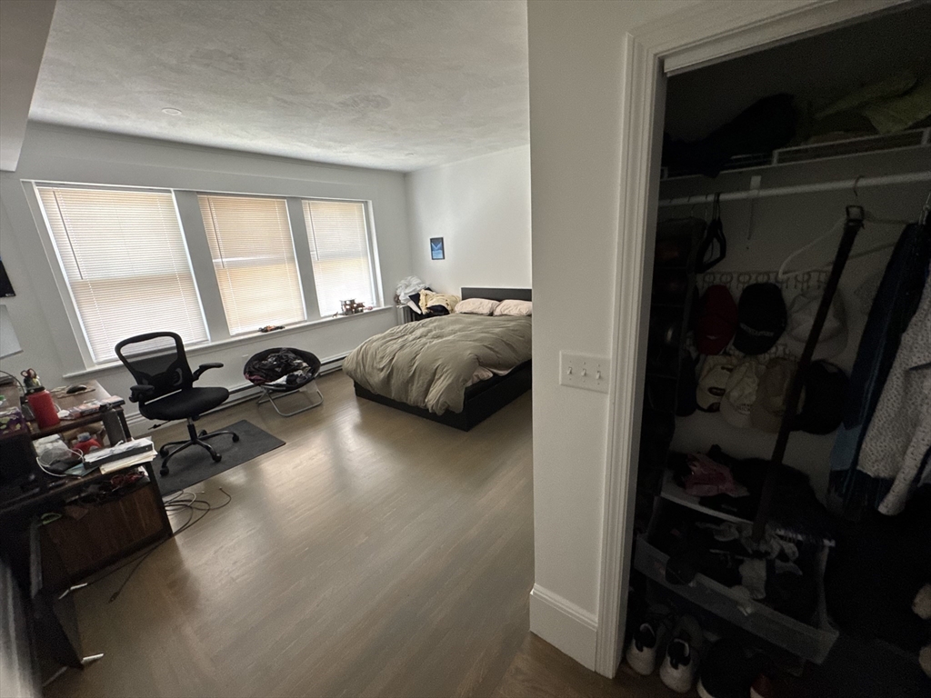 1406 Beacon St # 3