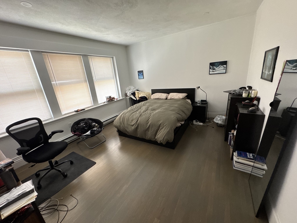 1406 Beacon St # 3