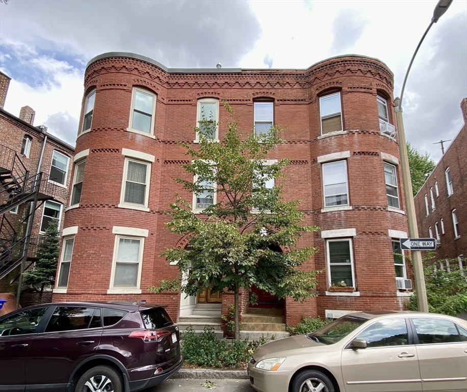 17 Perry St # 2