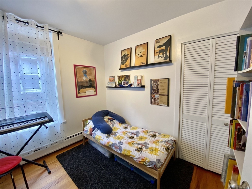 17 Perry St # 2