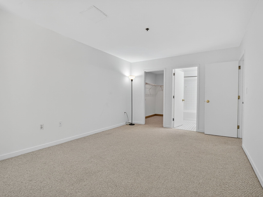 950 Massachusetts Ave. # 106